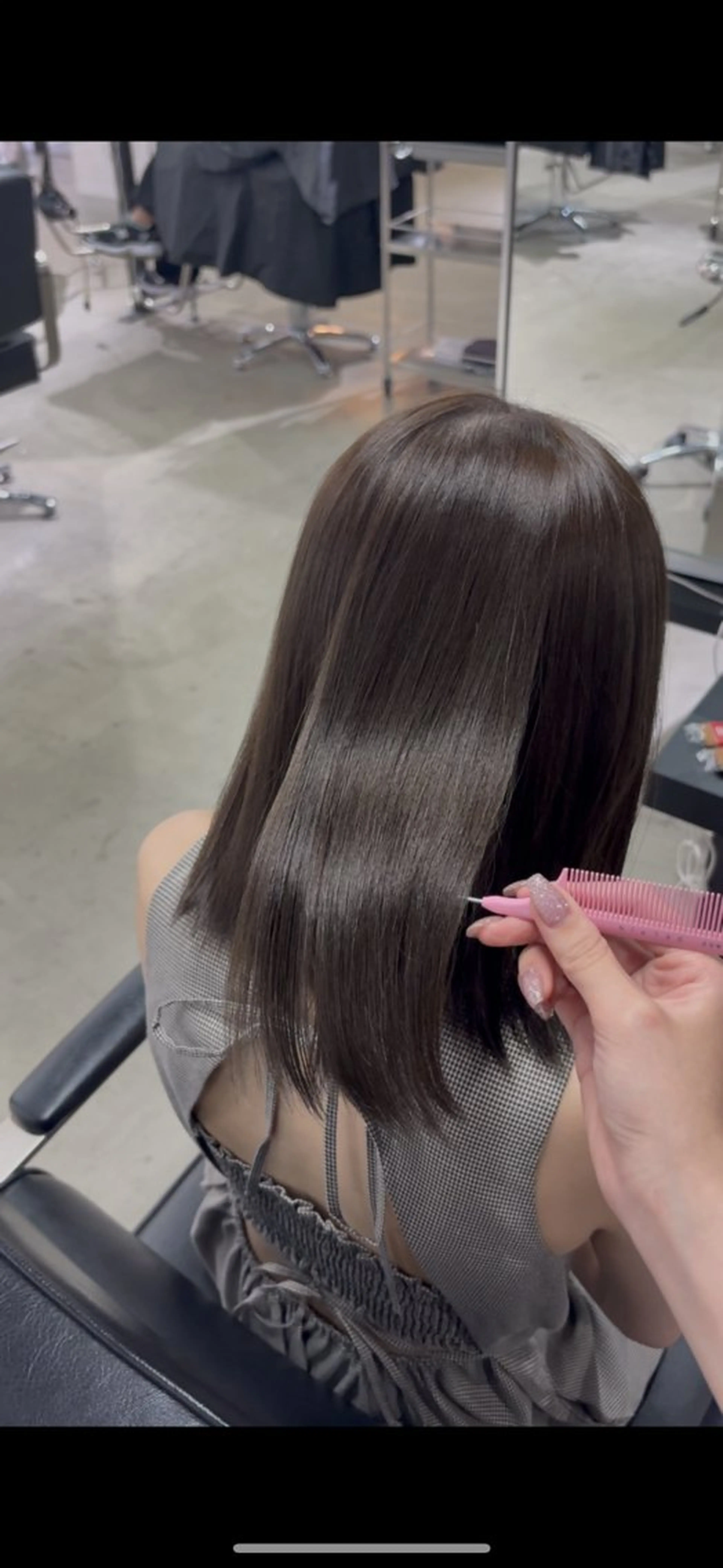 セミロング カラー ダブルカラー 髪質改善 ヘアカラー トリートメント 大阪ハイトーン/ ピンク/ かえでのヘアスタイル