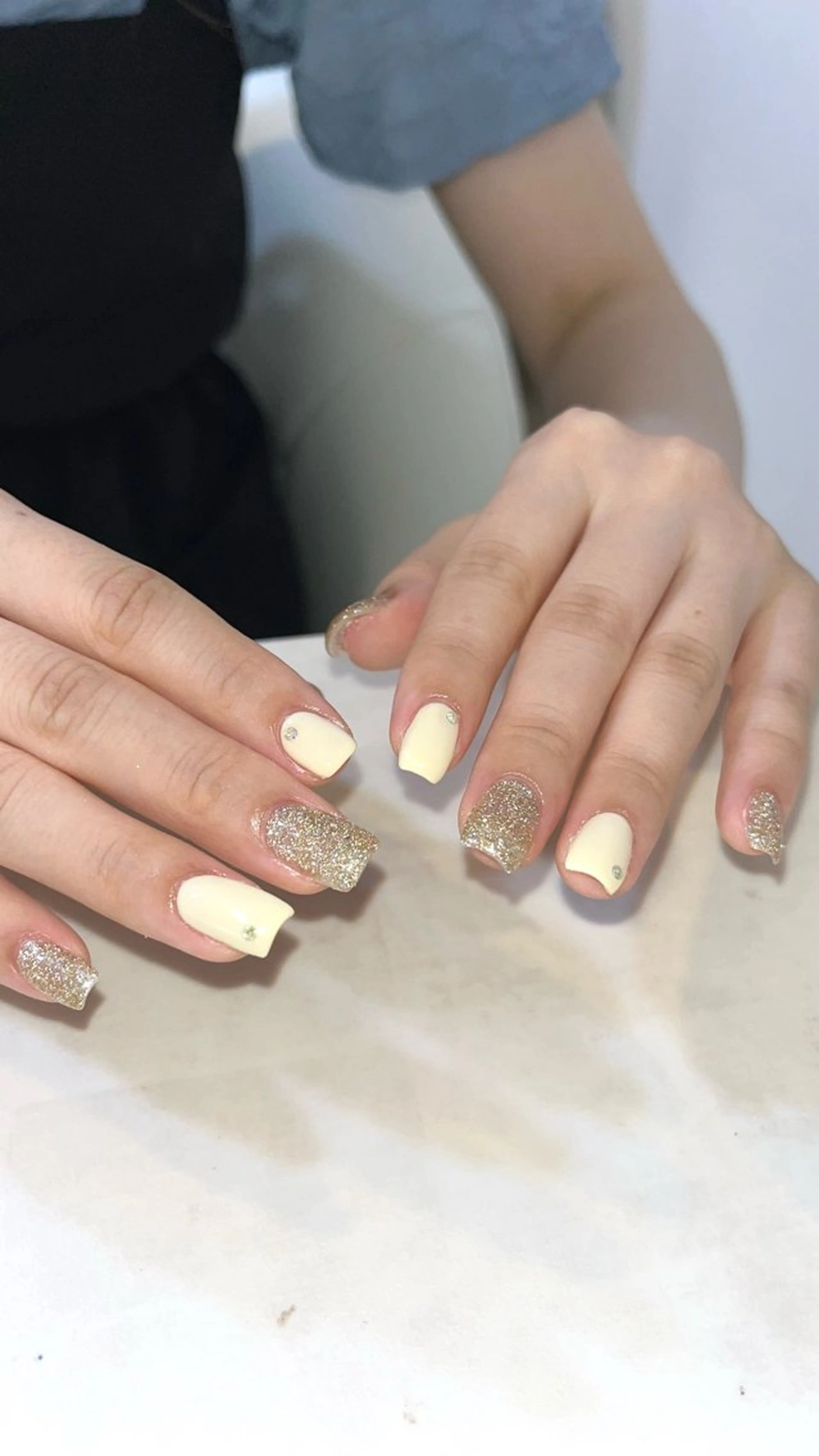 ネイル フラッシュネイル ワンカラーネイル 🌻Sunrich Fuka🌻のネイルデザイン