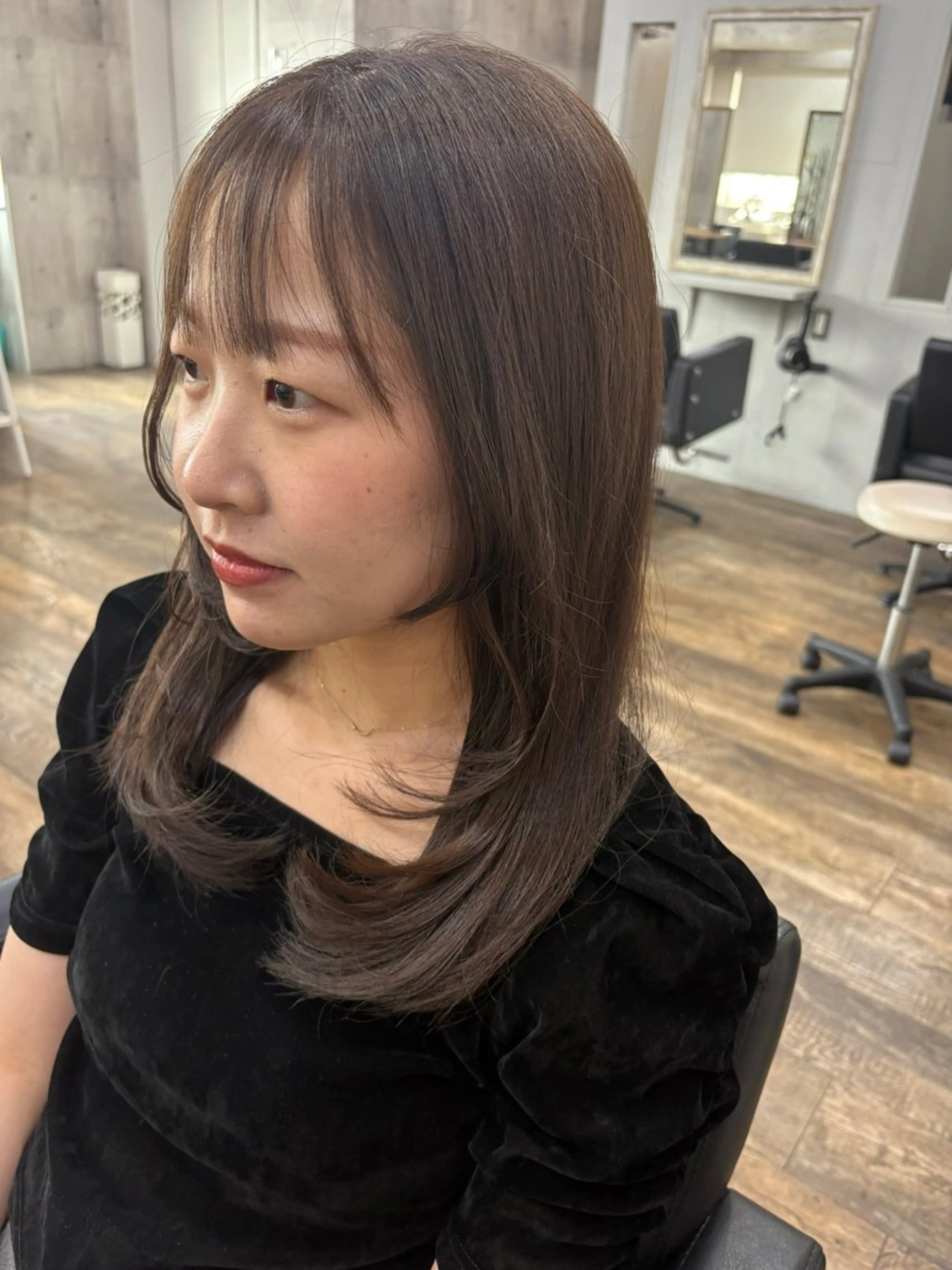 セミロング カット ヘアカラー トリートメント sunny side 大名　りょう👸🏼のヘアスタイル