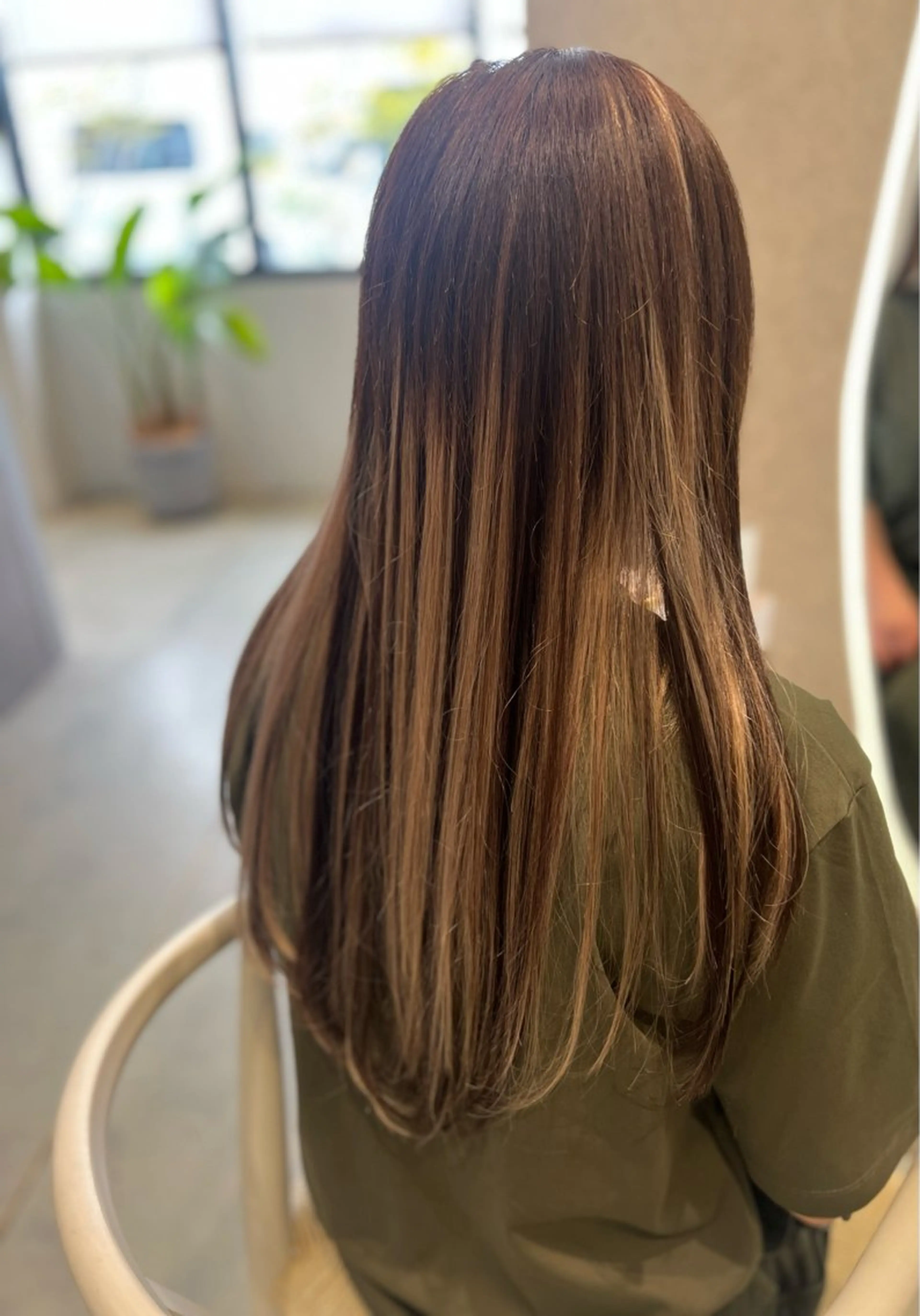 エクステ 小池 夏美のヘアスタイル