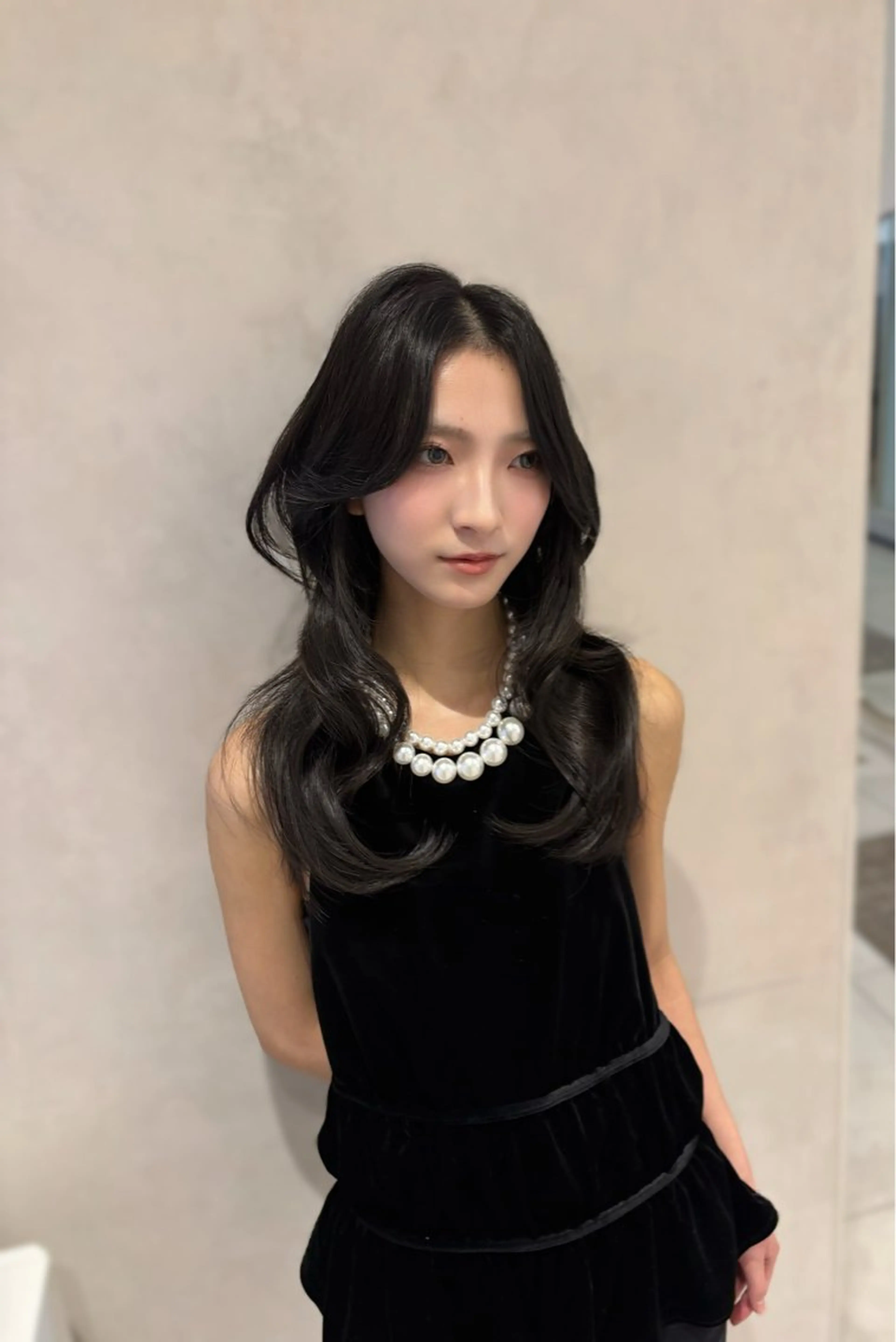 セミロング かなこ/重めレイヤー /透明感カラーのヘアスタイル