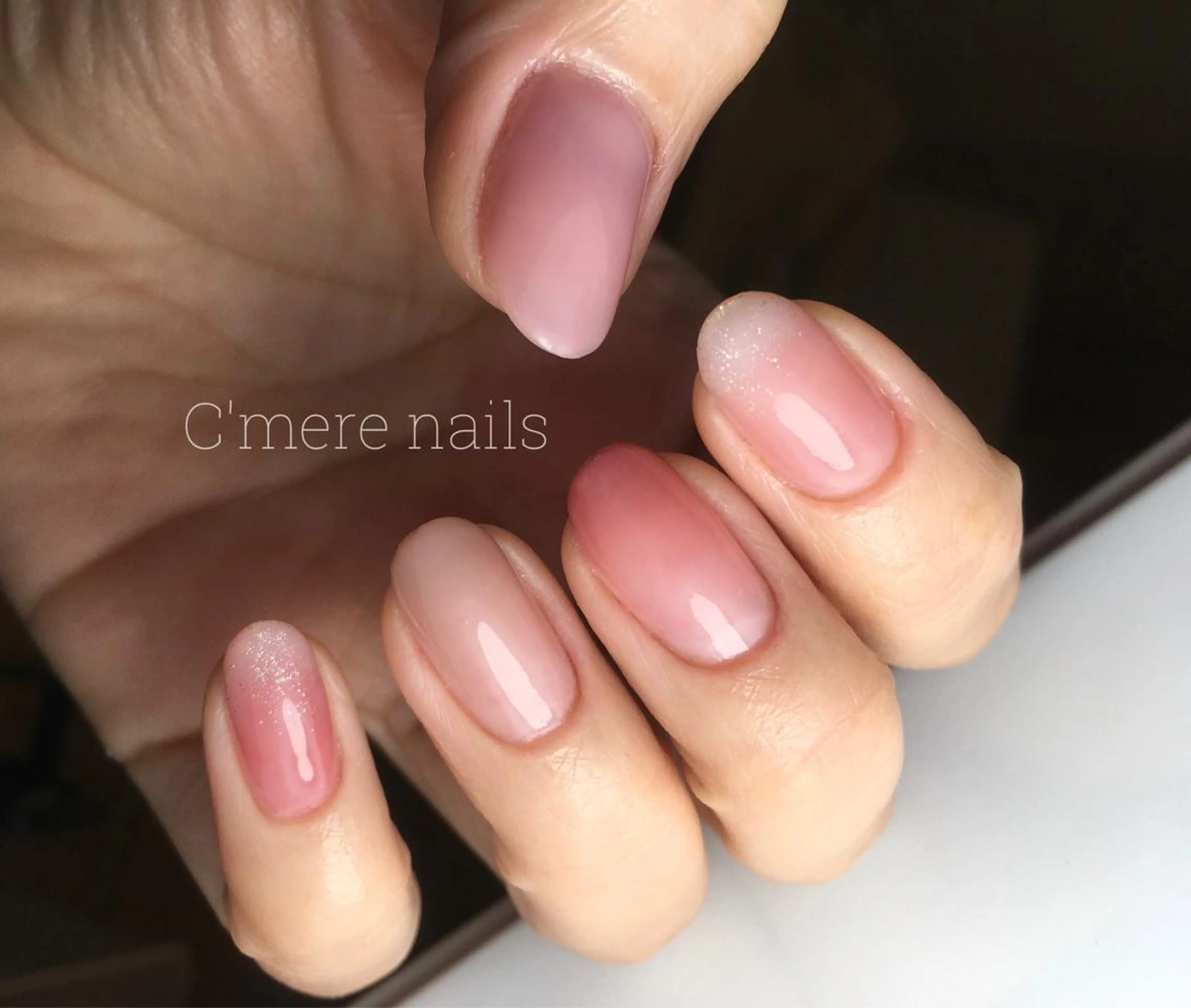 ネイル ジェルネイル ハンドネイル nouva nailsのネイルデザイン