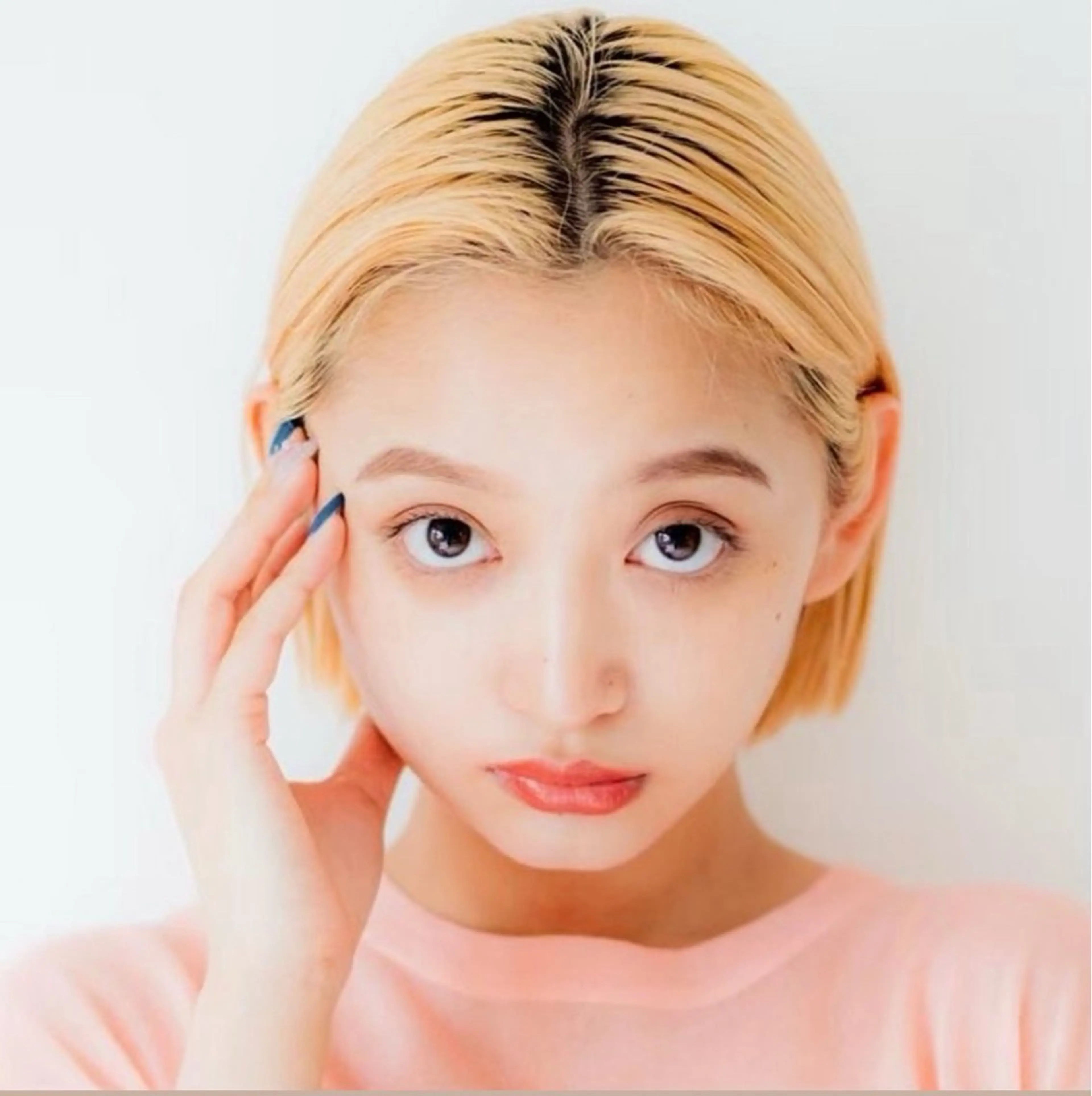 《ツルツル美顔💆🏻》美眉アイブロウWAX＋フルフェイス(眉カット・メイク込) ¥7200の写真