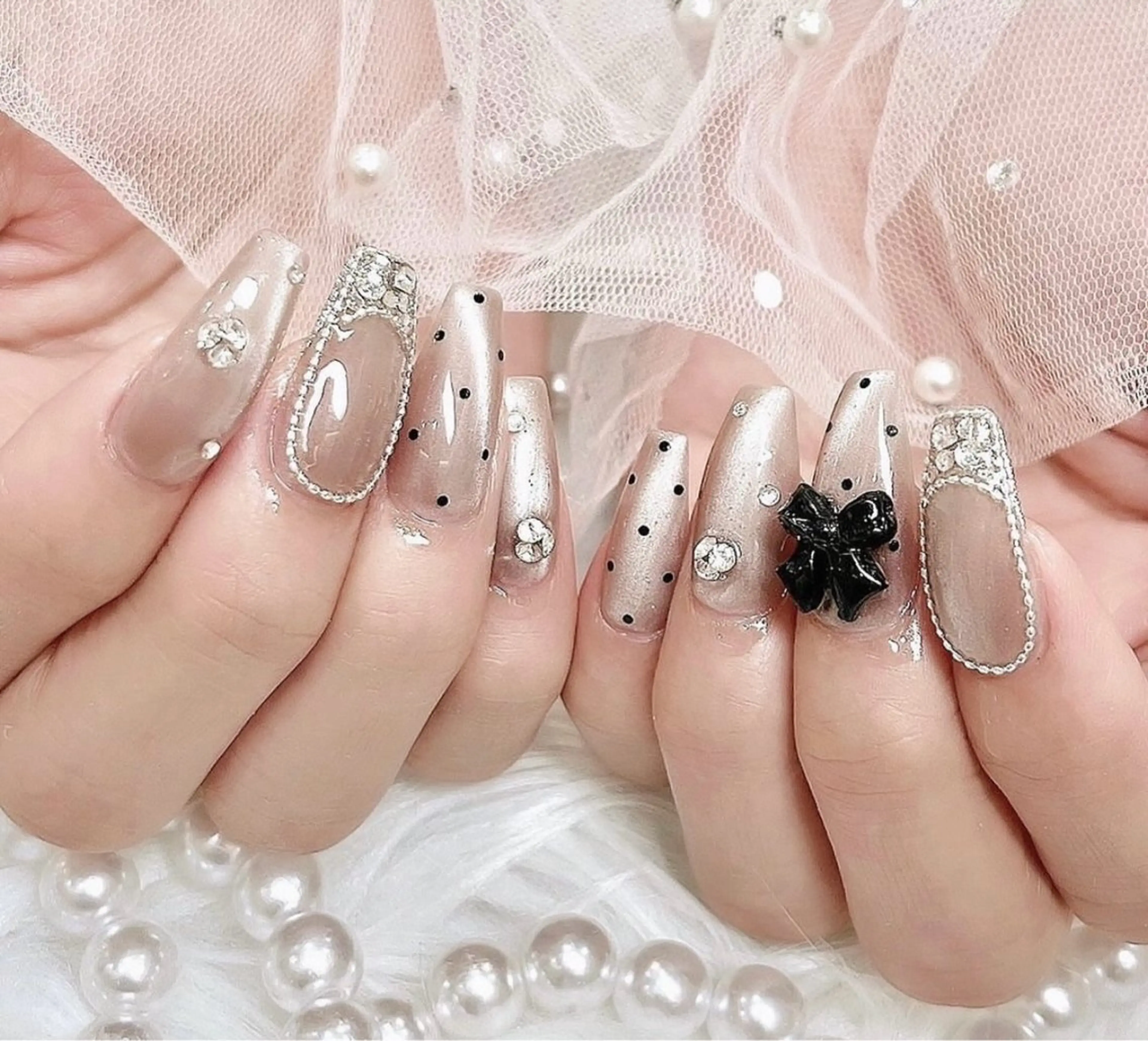ネイル グラデーション キラキラネイル ワンカラーネイル 冬ネイル Jenn Nail Salonのネイルデザイン