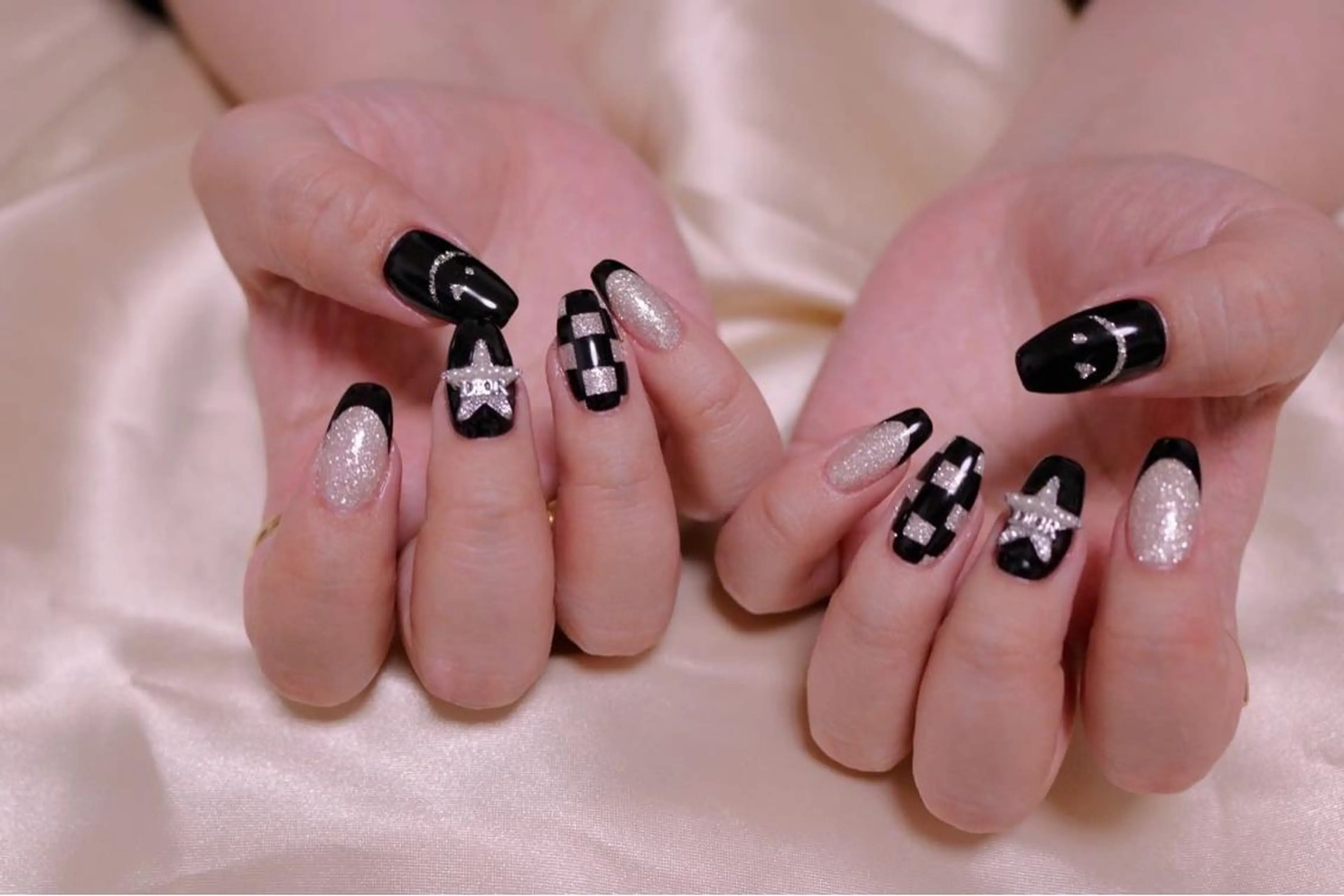 ネイル ハンドネイル MH Nailのネイルデザイン