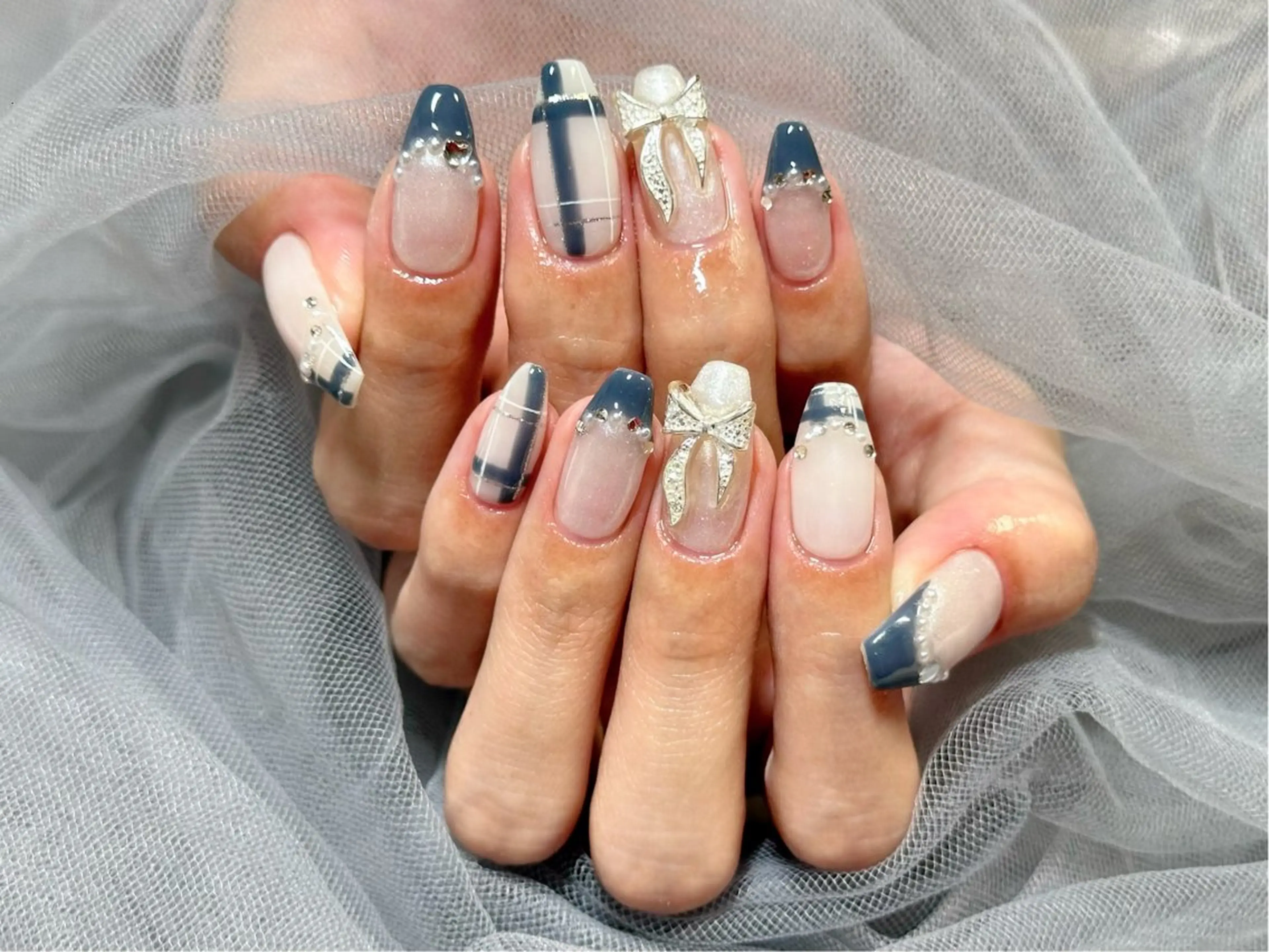 ネイル フレンチネイル ネイビー ハンドネイル Nail Salon KURELLYのネイルデザイン