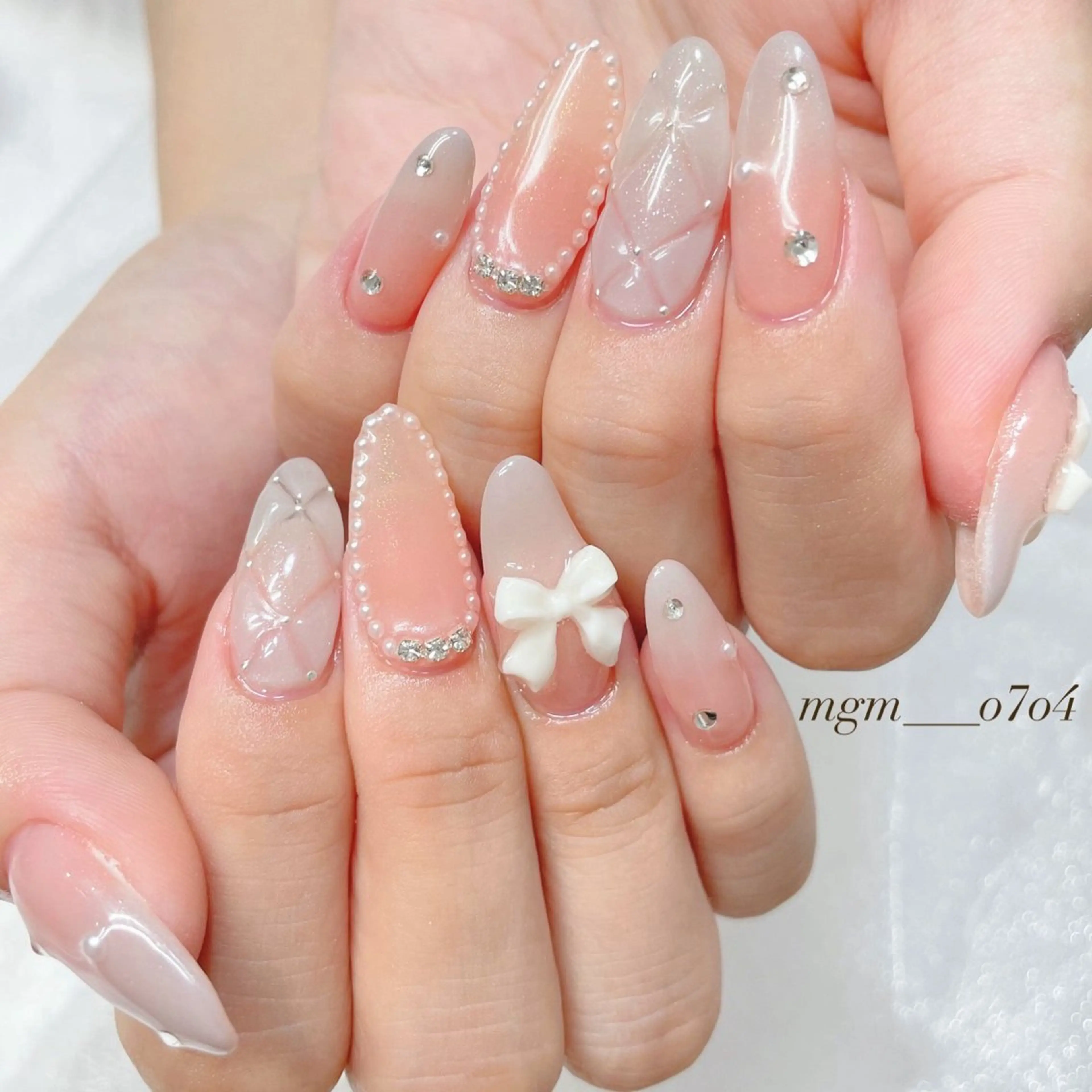 ネイル ハンドネイル ハンドケア MoON...❤︎ MeGuのネイルデザイン