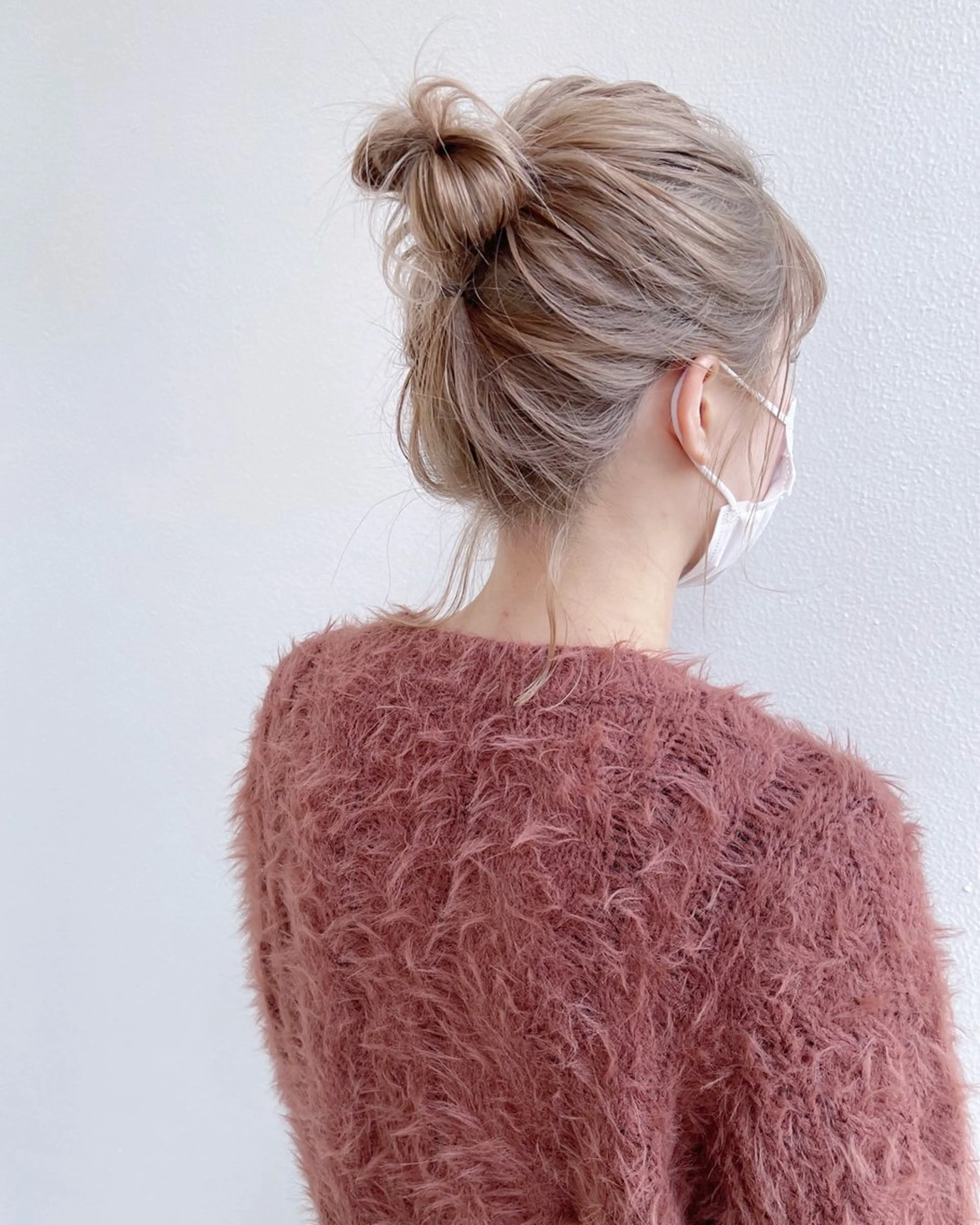 セミロング カラー ベージュカラー ミルクティーベージュ ヘアカラー トリートメント AiM 大名　似合わせカットのヘアスタイル