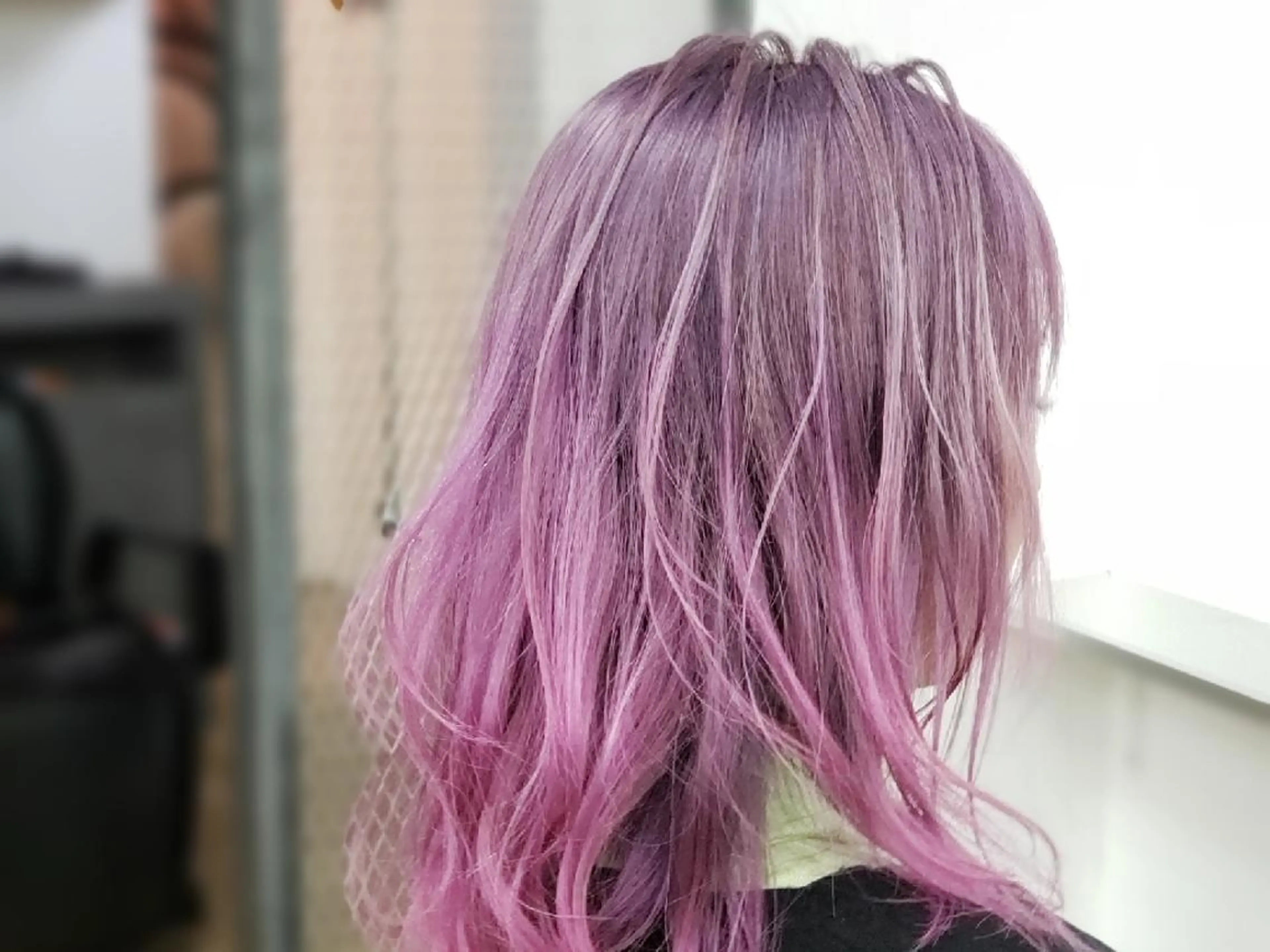 ミディアム カラー グラデーションカラー ピンクカラー バイオレットカラー バイオレットピンク 多田 遼太のヘアスタイル