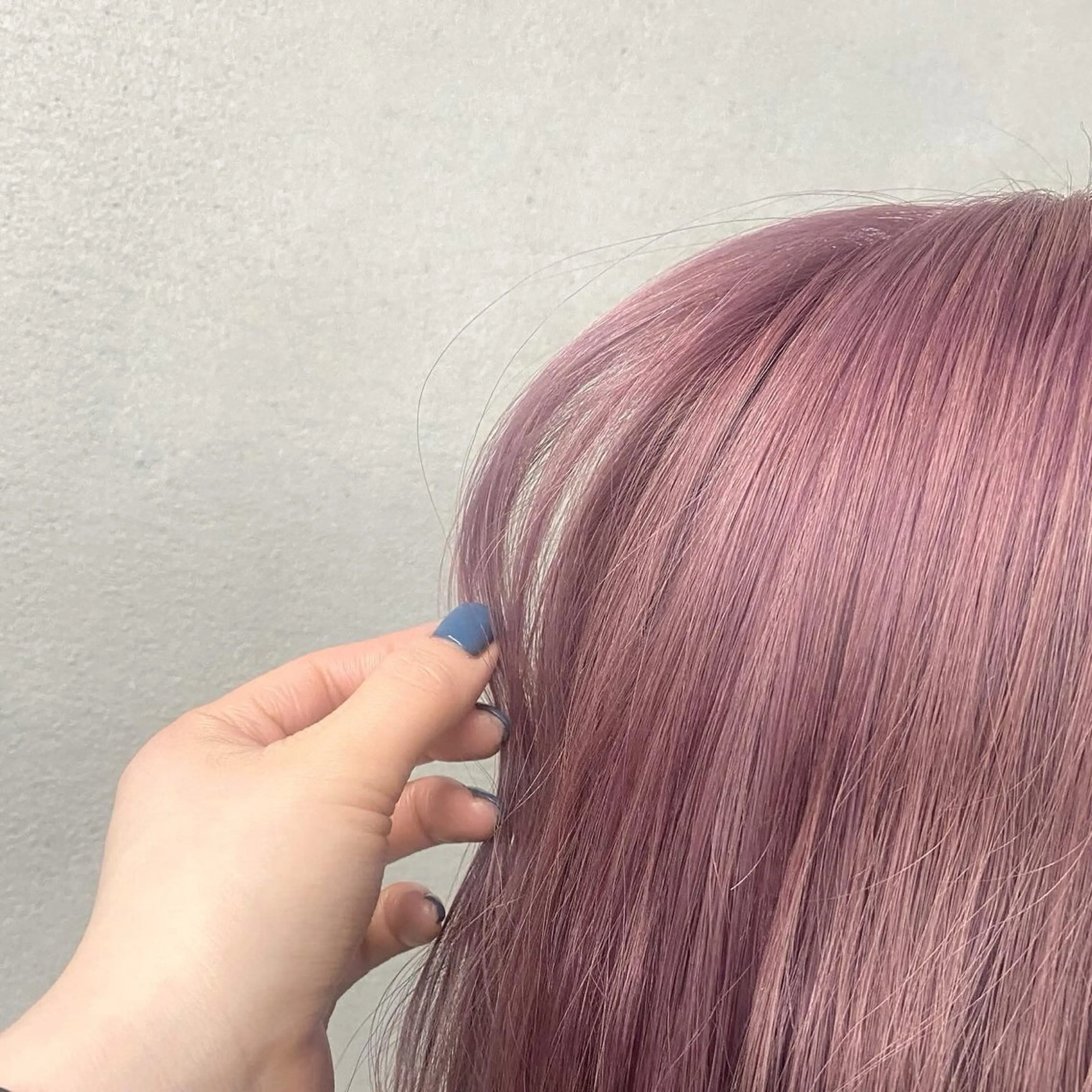 ミディアム カラー ヘアアレンジ ハイトーンカラー ラベンダーカラー ピンクカラー ピンクラベンダー カット ヘアカラー トリートメント #tag 佐藤璃美のヘアスタイル