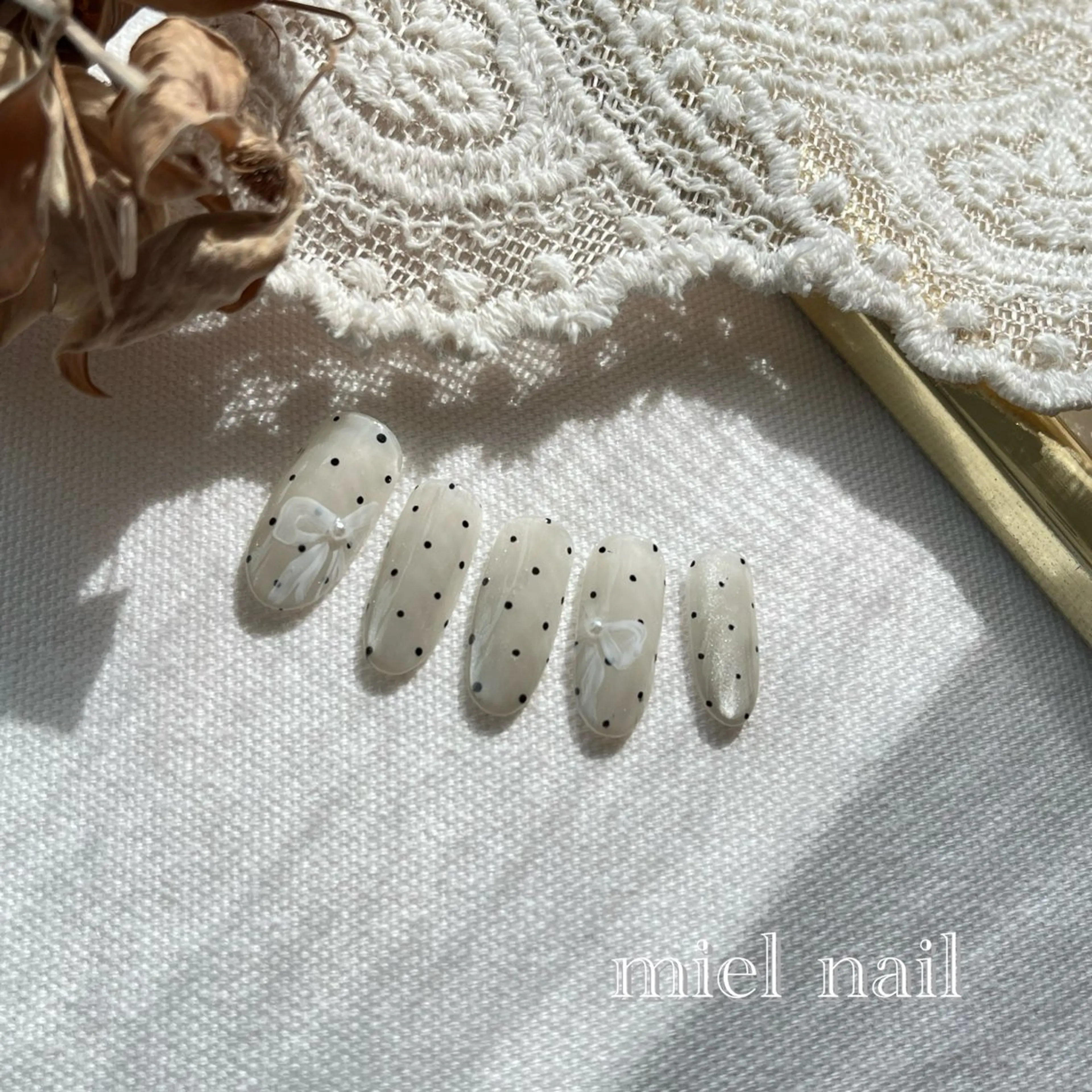 ネイル リボン ハンドネイル miel nailのネイルデザイン