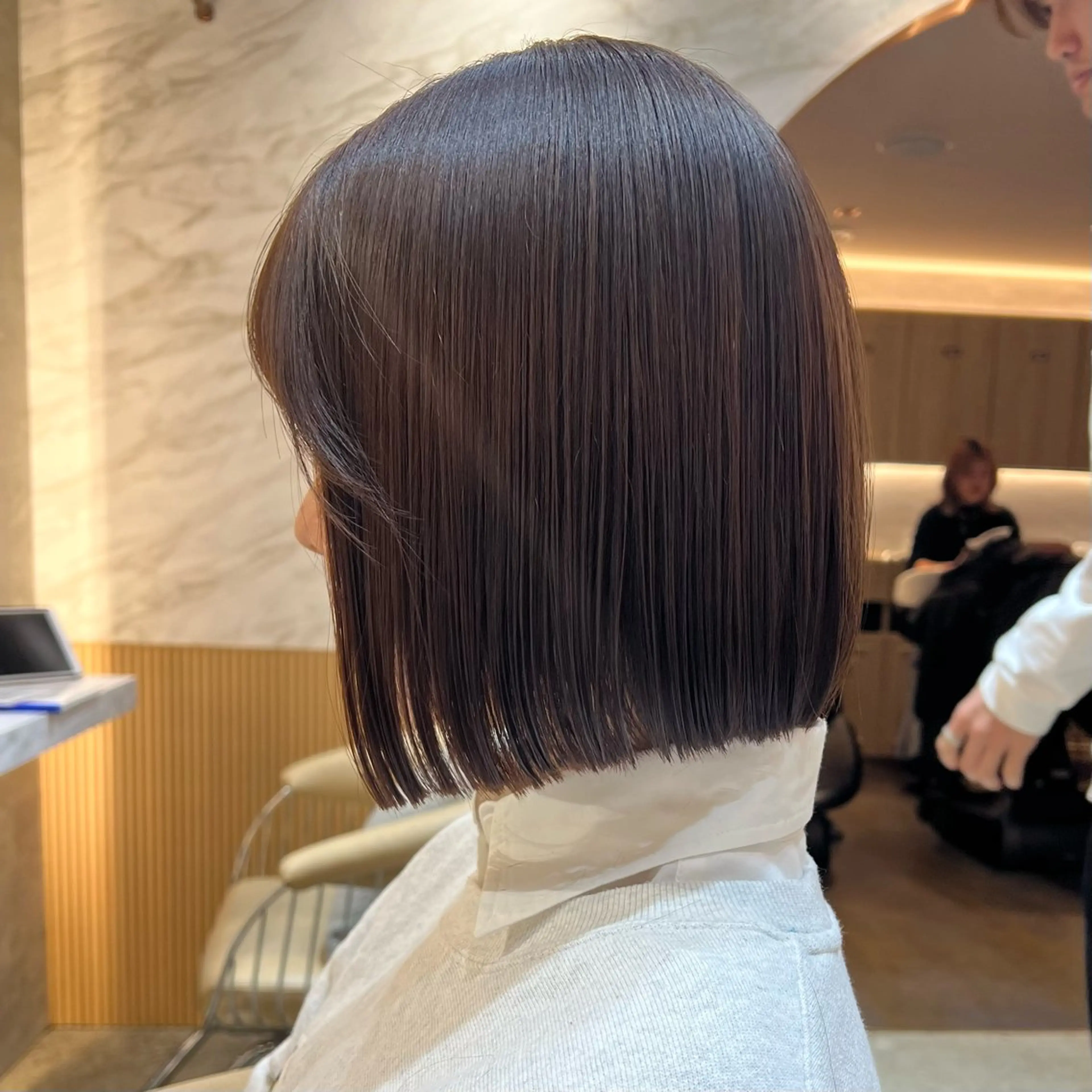 ショート カラー カット ヘアカラー トリートメント ボブ/巻ける縮毛矯正 /韓国レイヤーはなのヘアスタイル