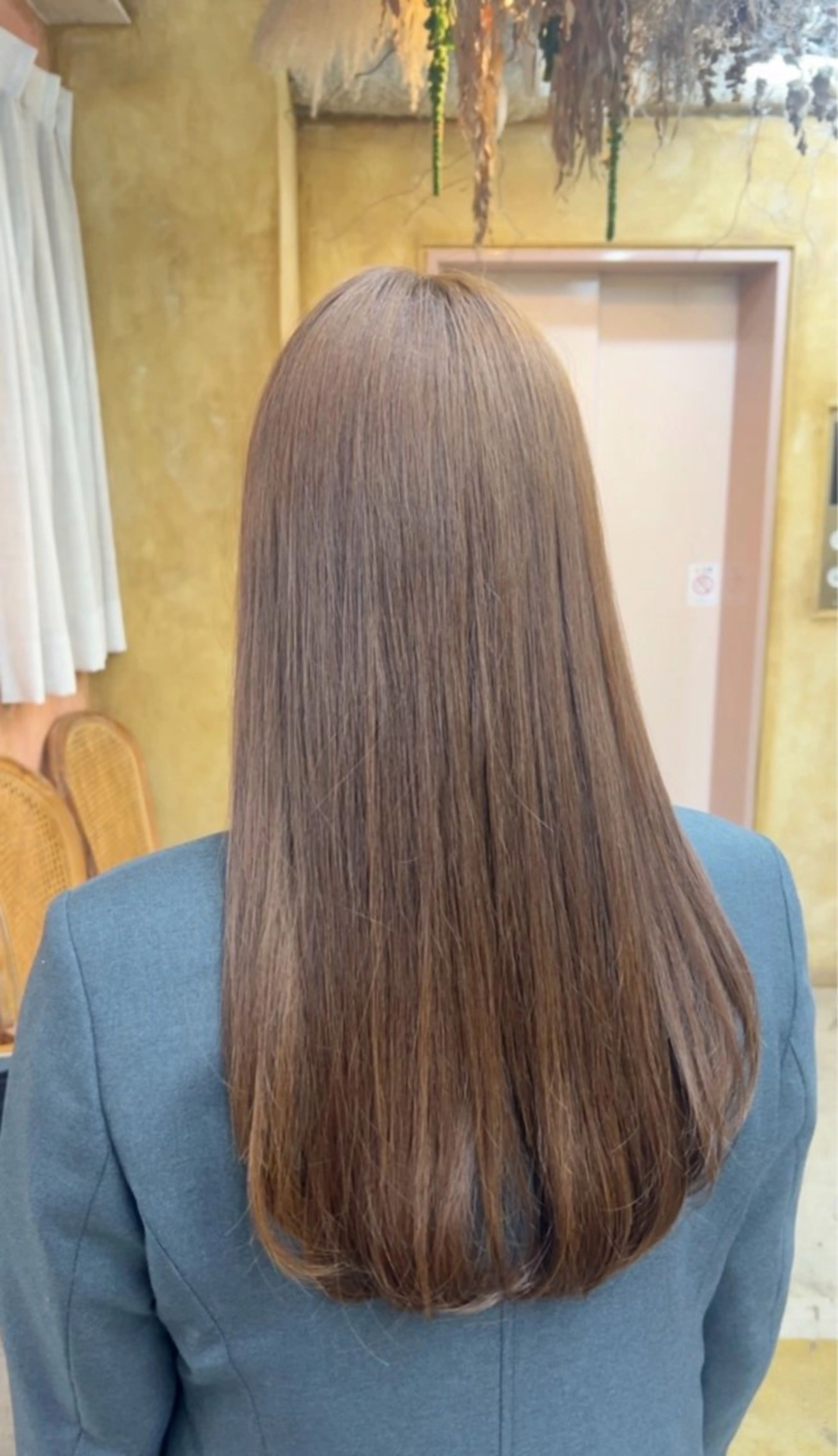 ロング ヘアカラー トリートメント ともざねゆか UniQ/岡山駅のヘアスタイル