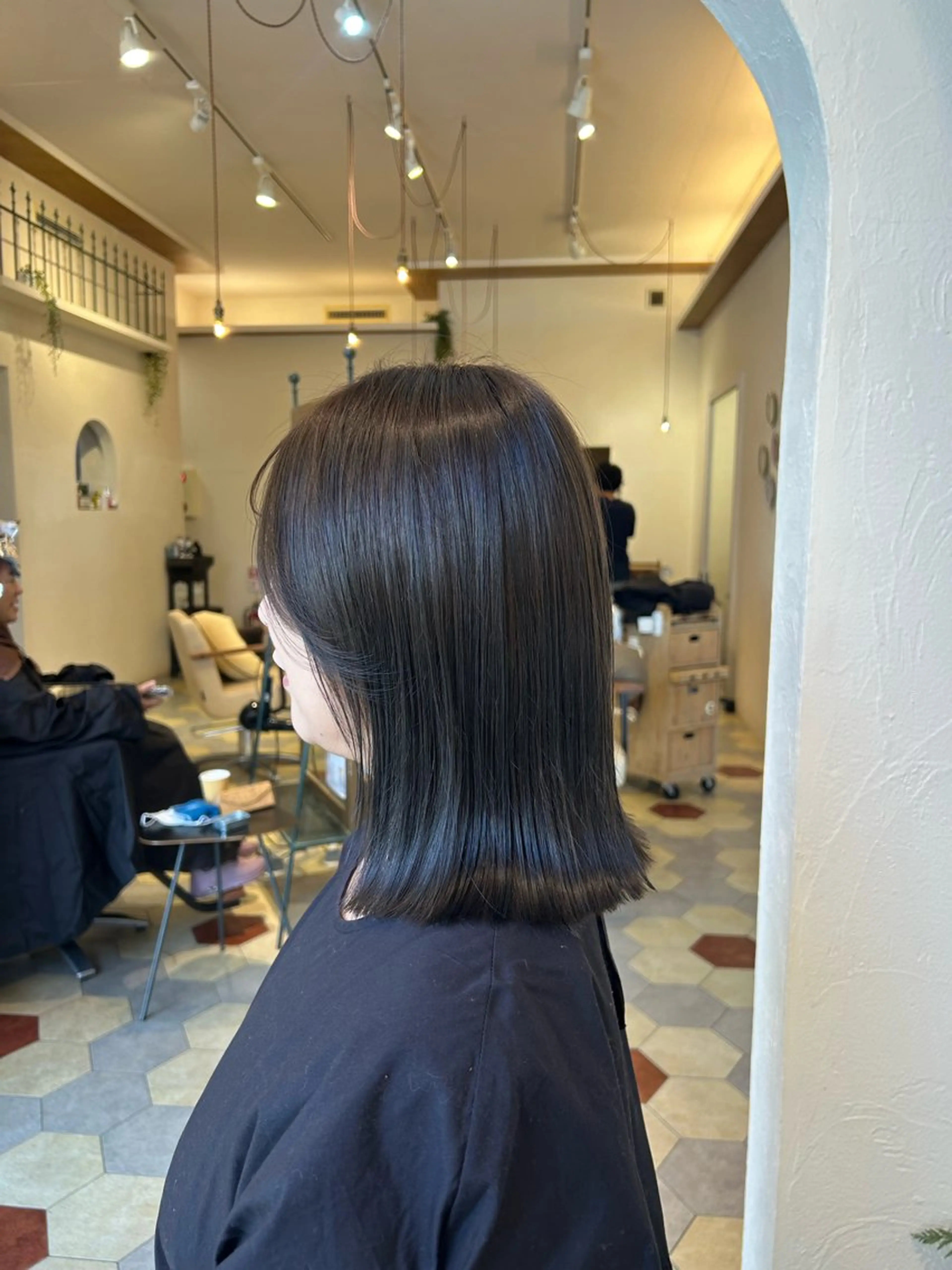 ミディアム 柳川沙羅 🌿透明感カラーのヘアスタイル