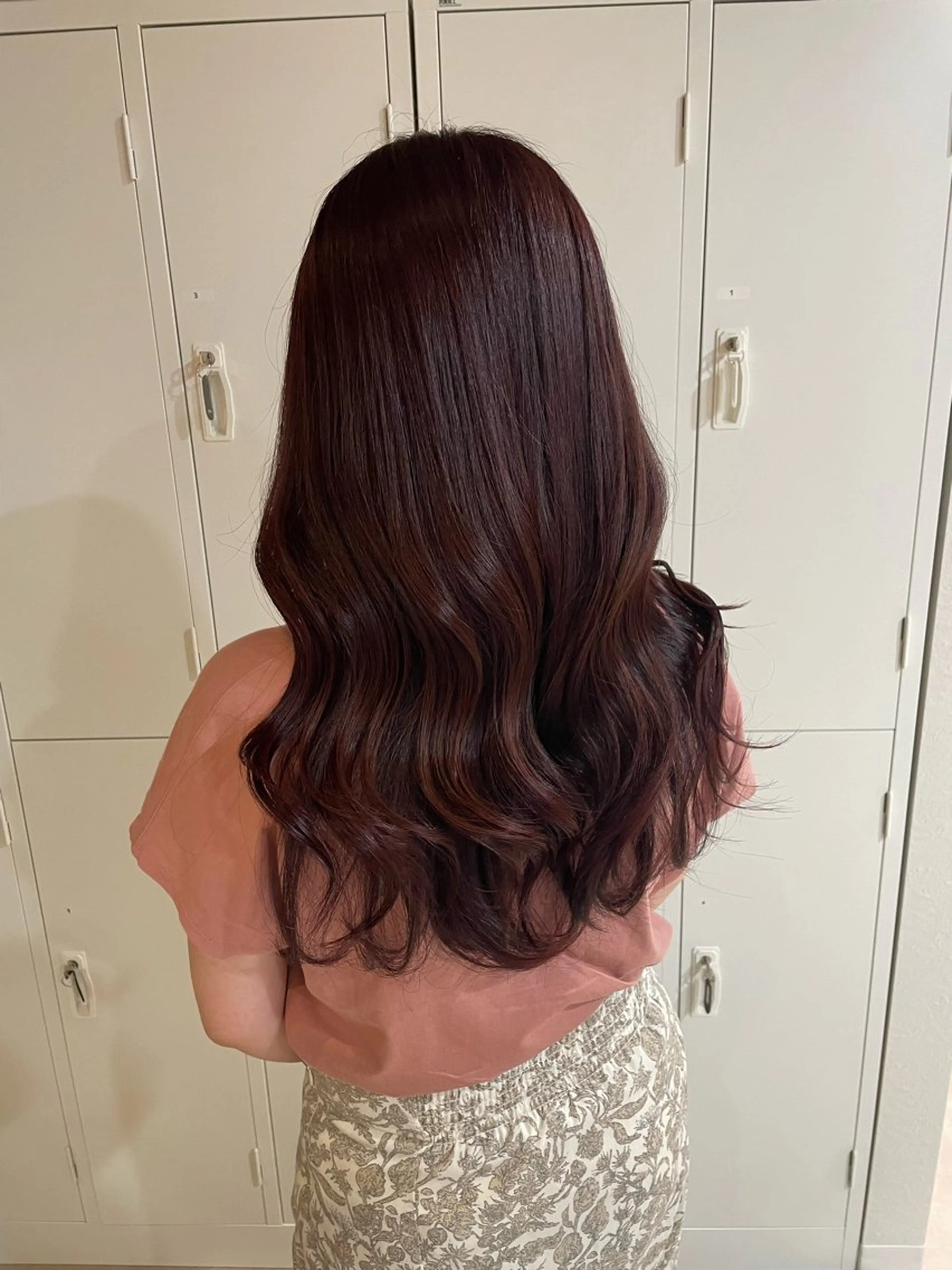 セミロング カット ヘアカラー トリートメント 透明感ベージュカラー yumekaのヘアスタイル