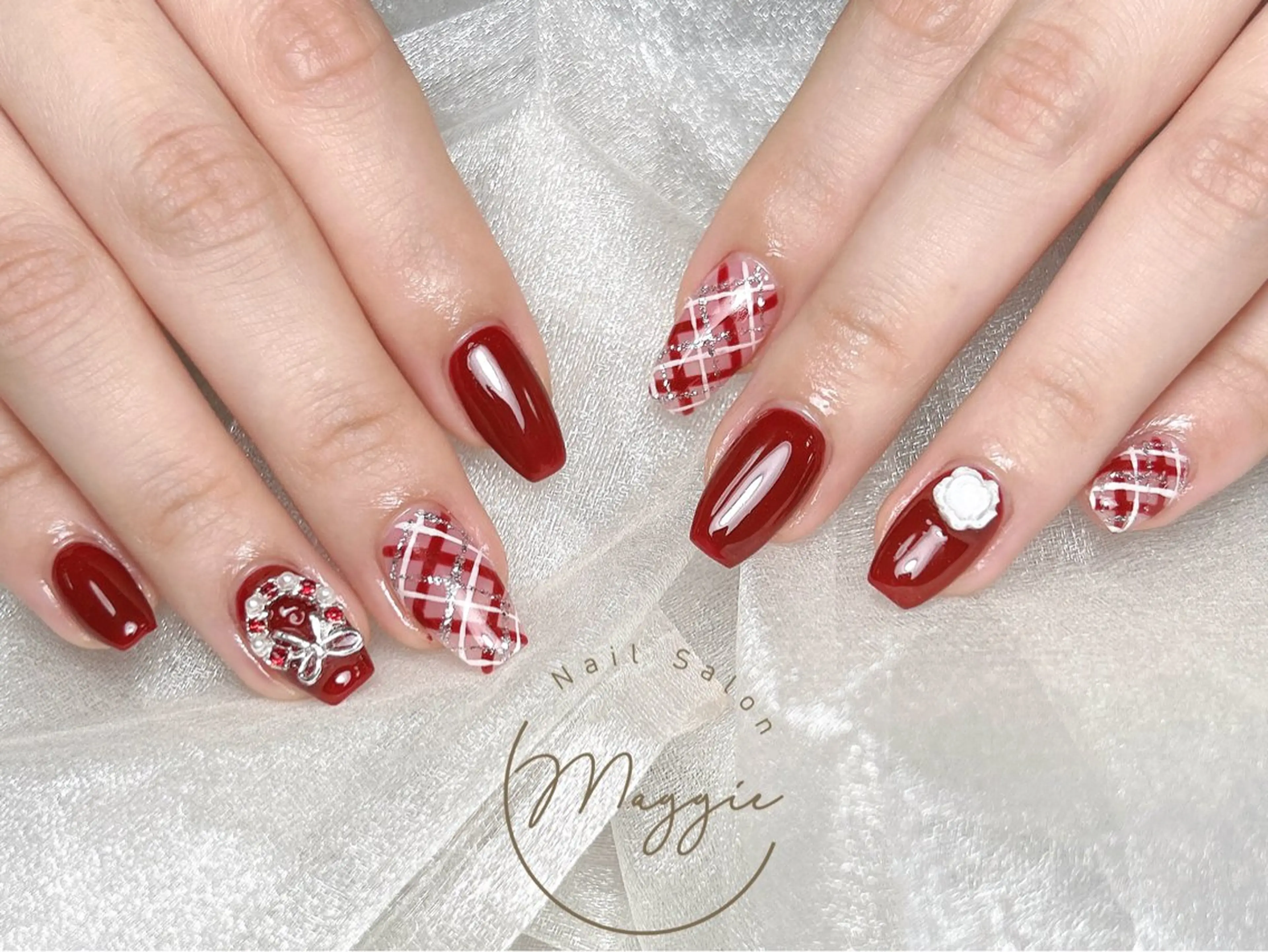 ネイル Maggie Nail🦩のネイルデザイン