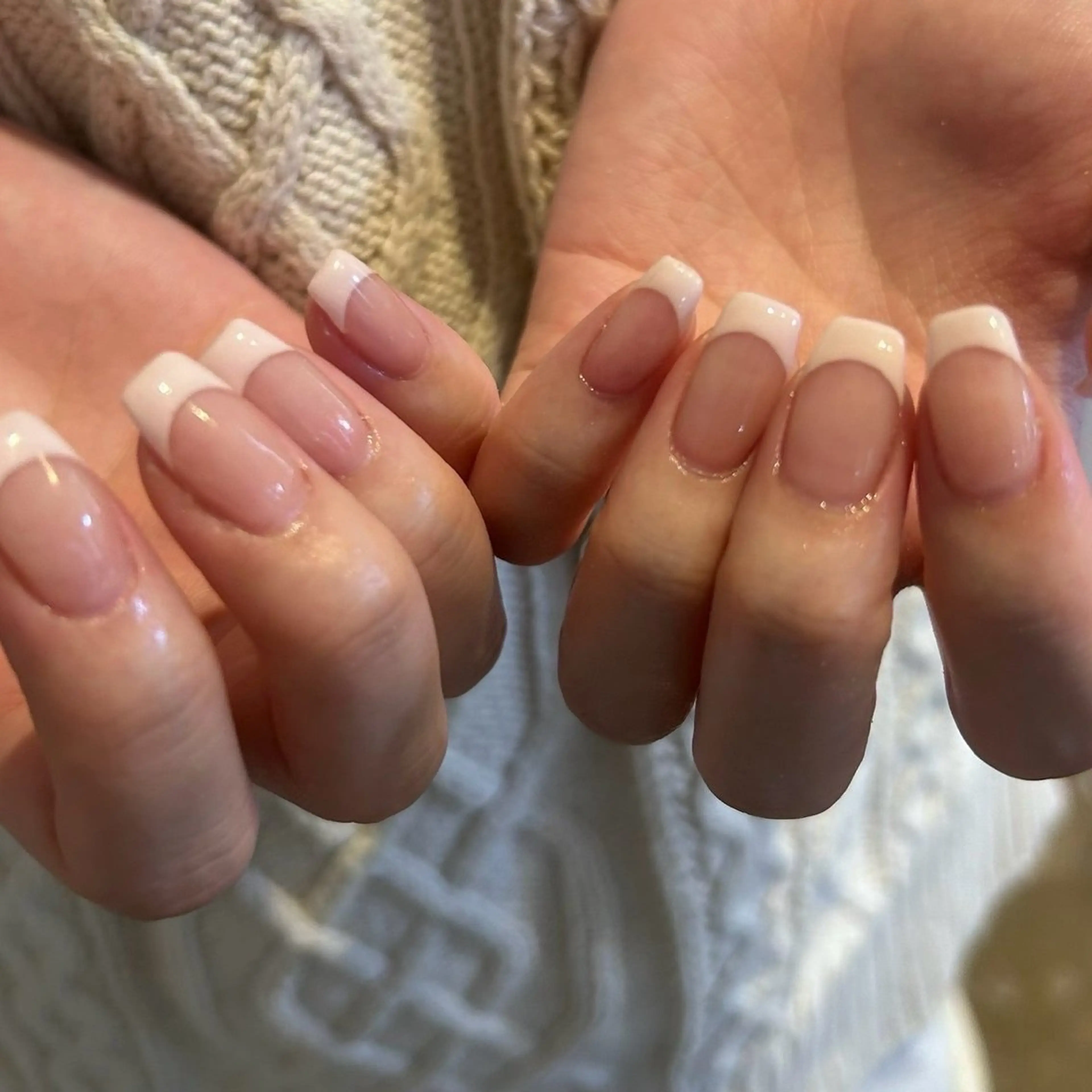 ネイル クリアネイル フレンチネイル ハンドネイル EmaNail 🧸Momokaのネイルデザイン