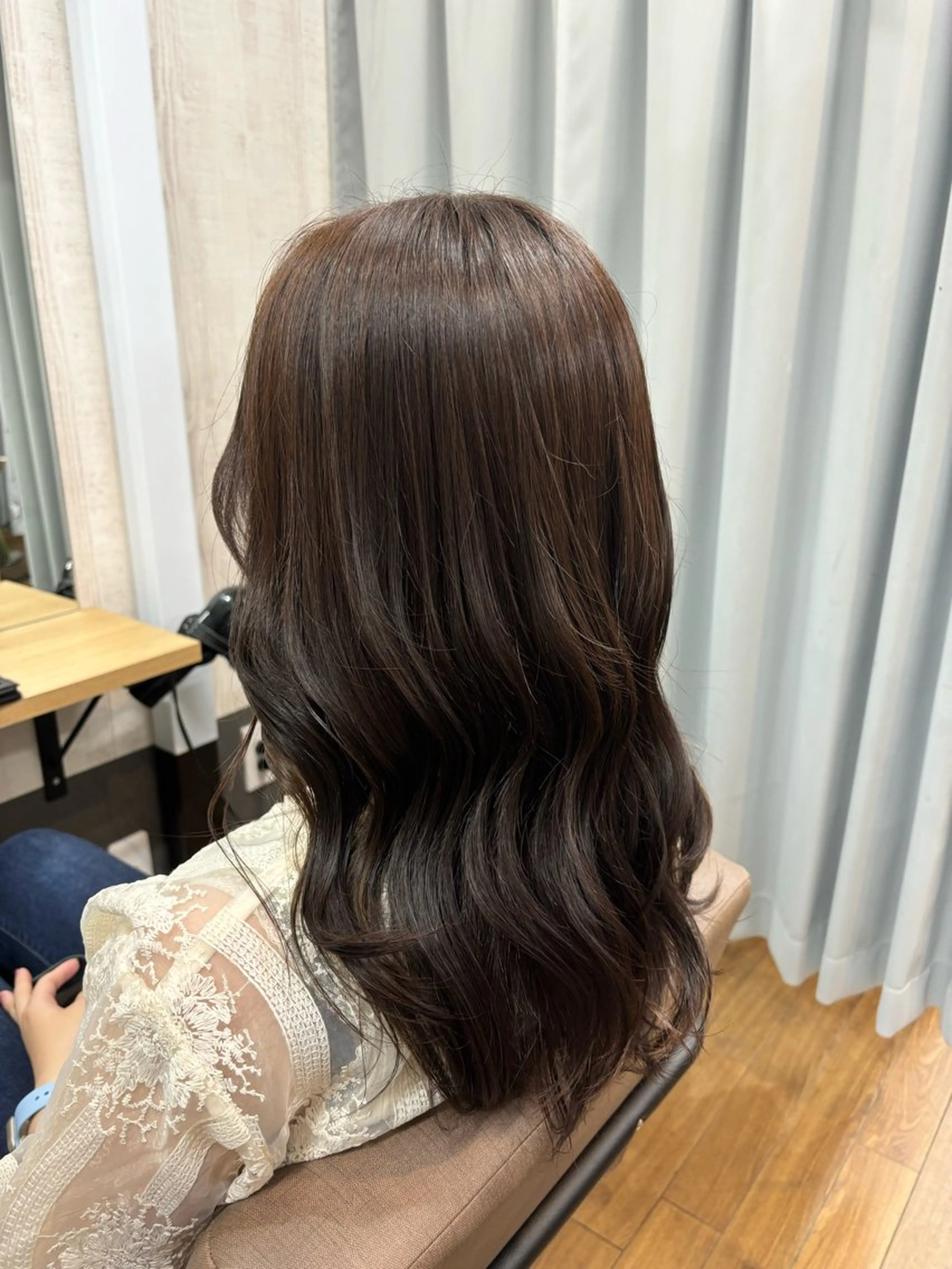 セミロング カット ヘアカラー トリートメント 猪股 華乃のヘアスタイル