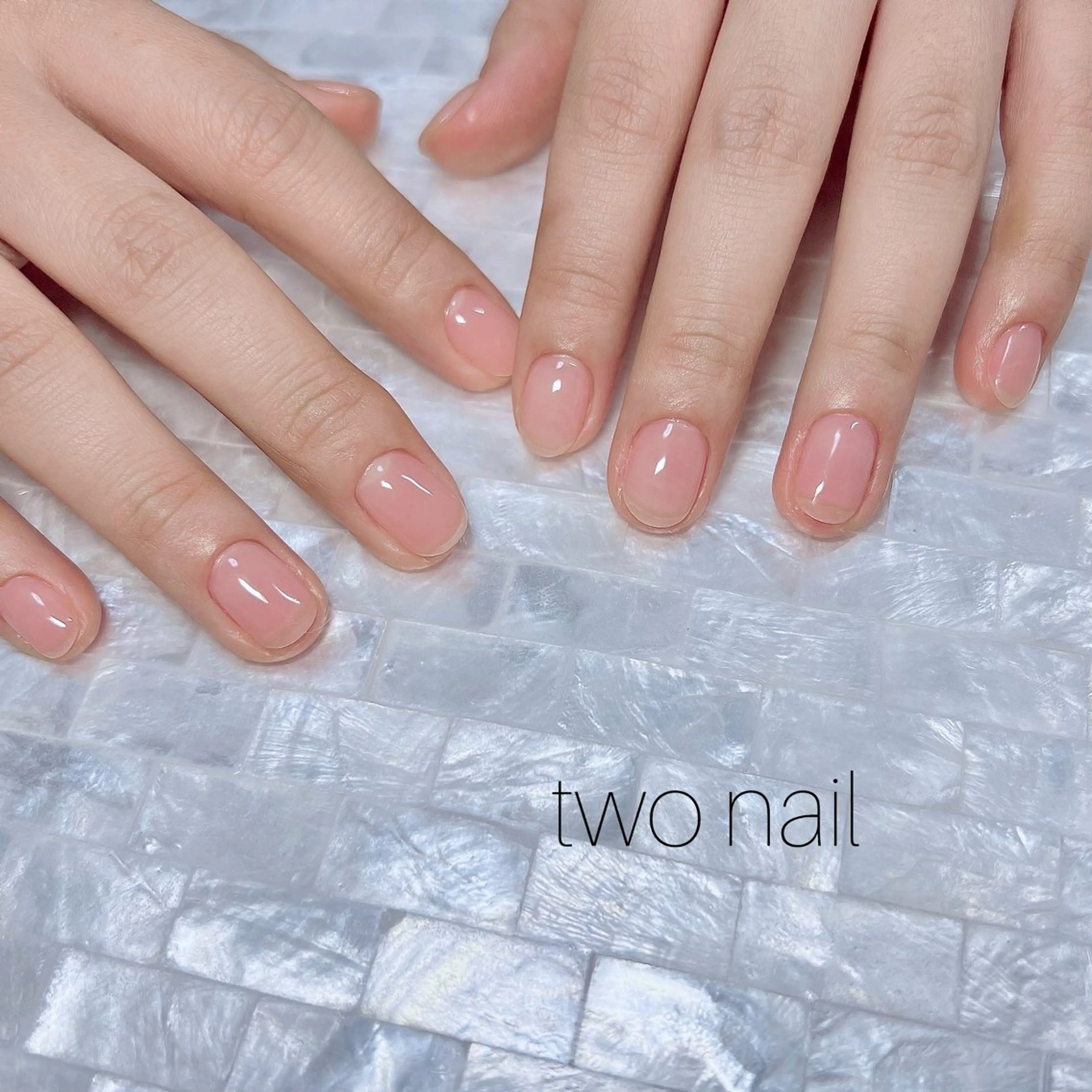 ネイル ネイルチップ ホワイト ハンドネイル two nailのネイルデザイン