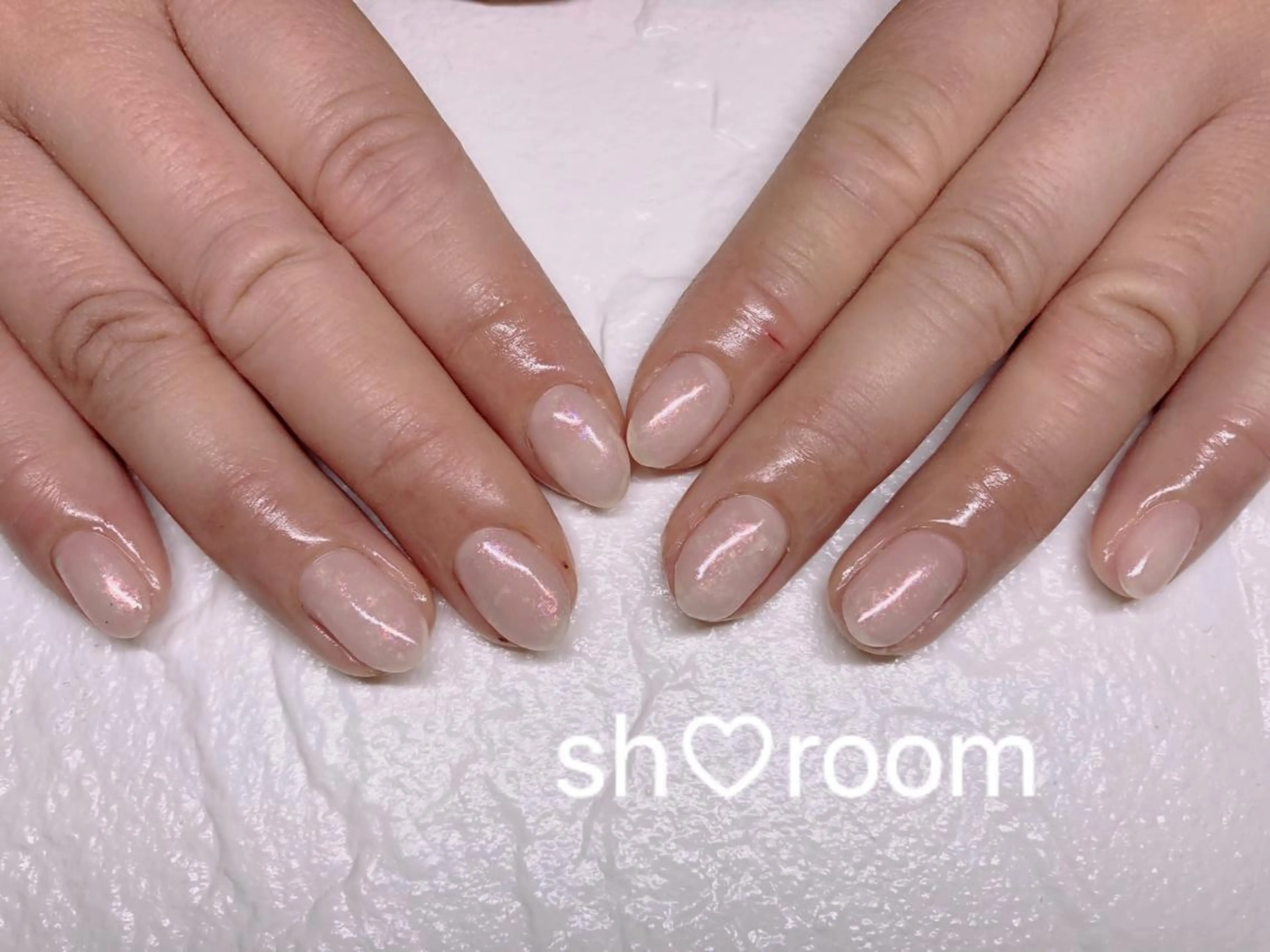 ネイル オーロラネイル キラキラネイル ワンカラーネイル Nail salon Ruuのネイルデザイン