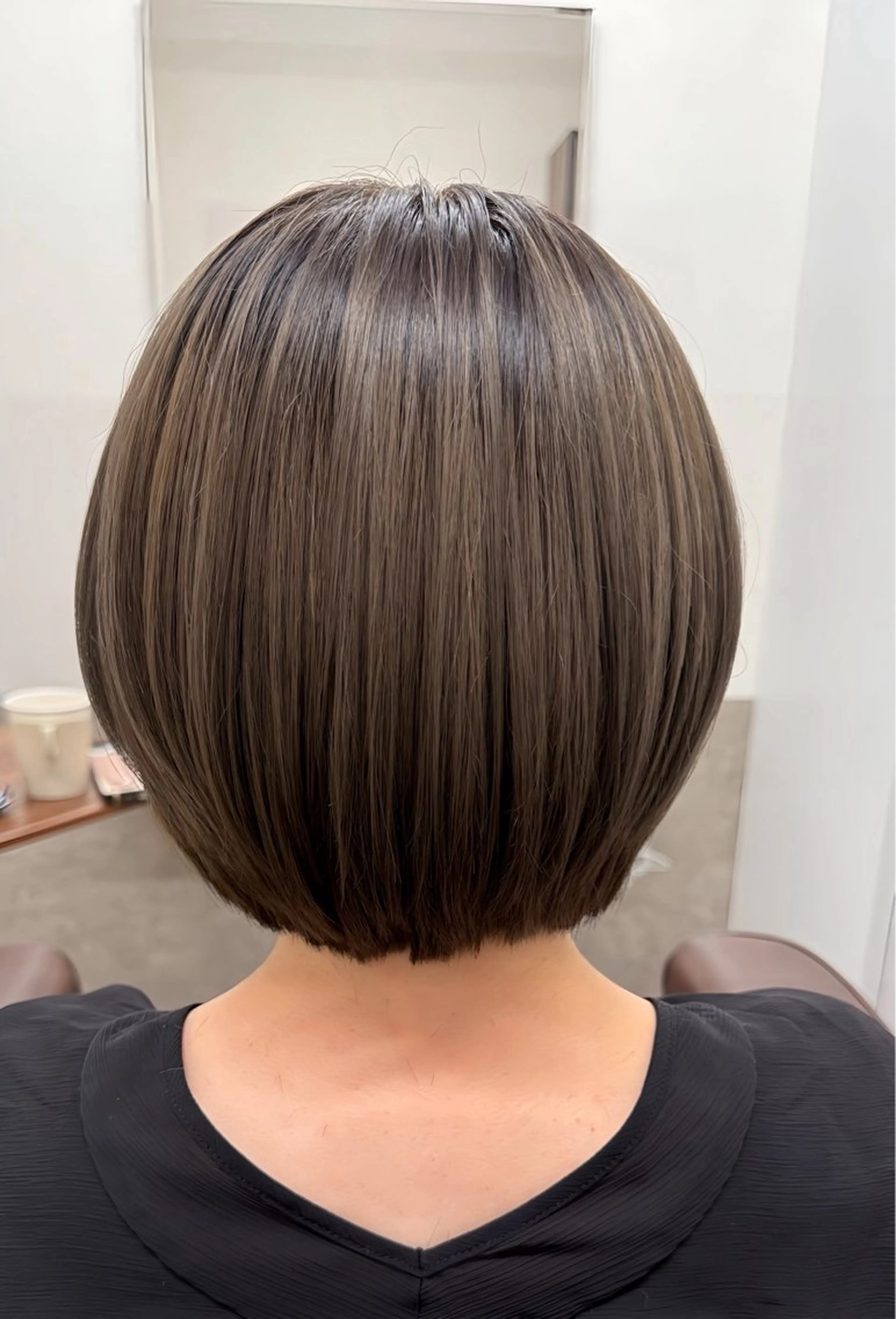 ショート カット ヘアカラー トリートメント 半個室 サロン🪽新宿3丁目のヘアスタイル