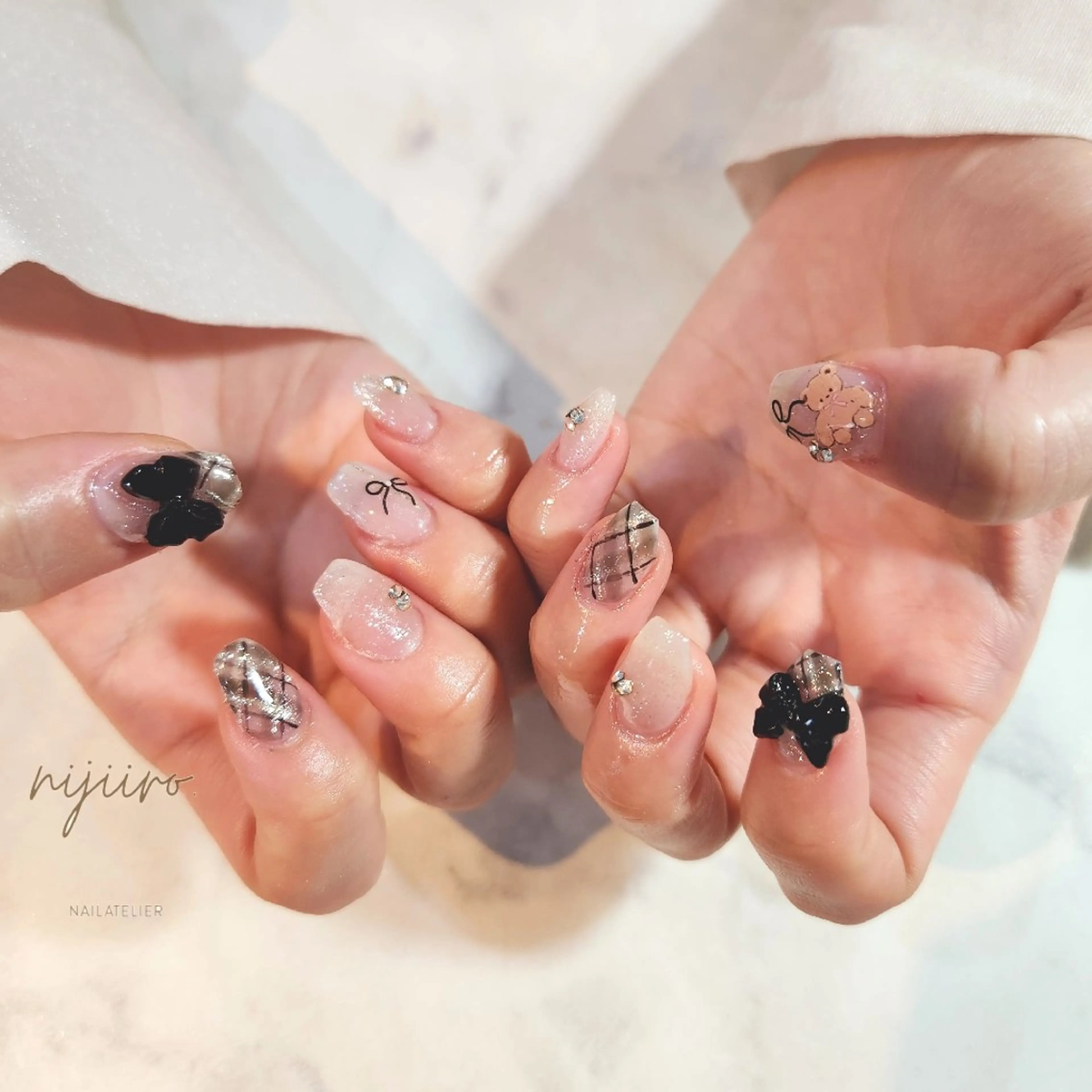 ネイル ハンドネイル nailatelier nijiiro.所属・nijiiro🌈 サトウのネイルデザイン