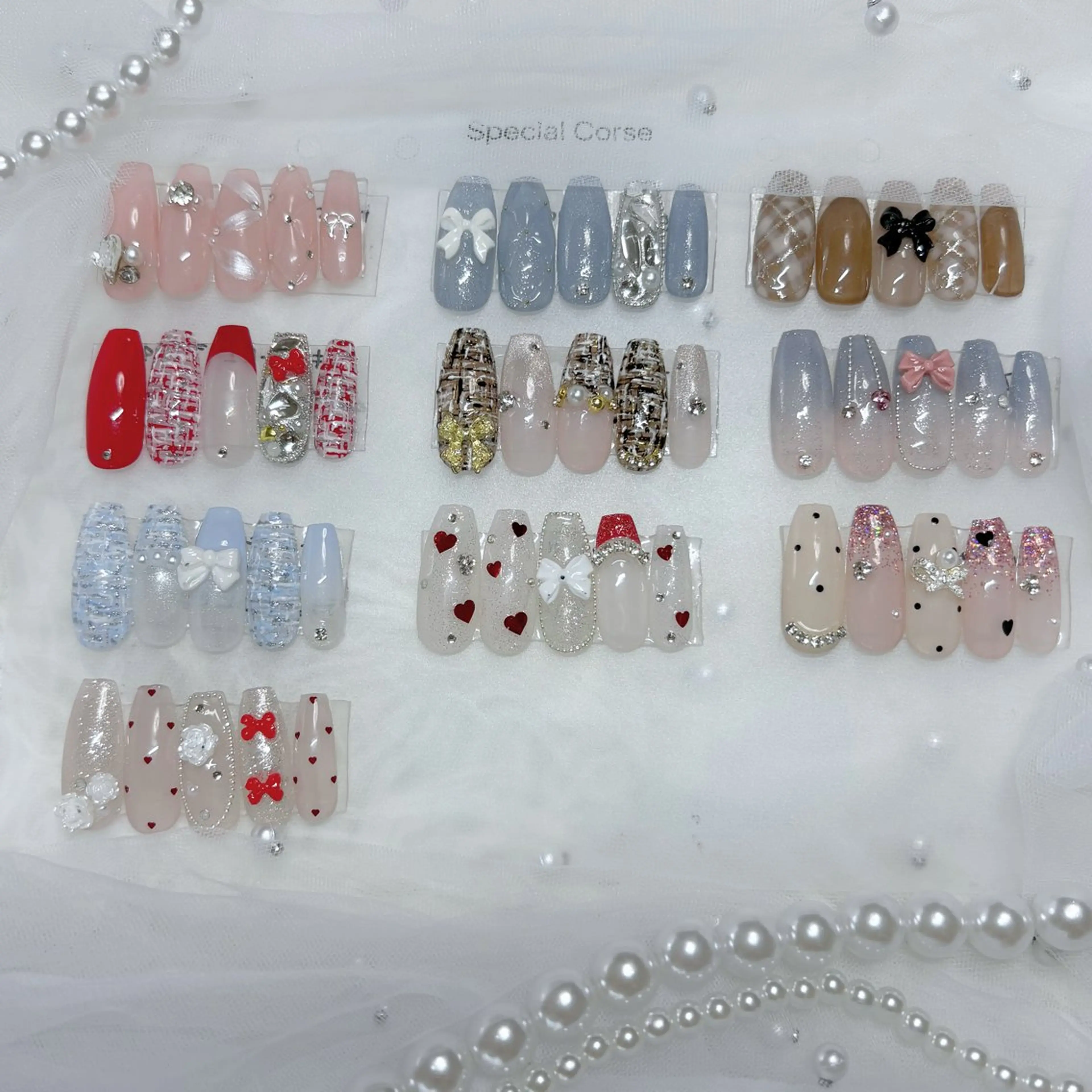 ネイル TOMO. Libのネイルデザイン