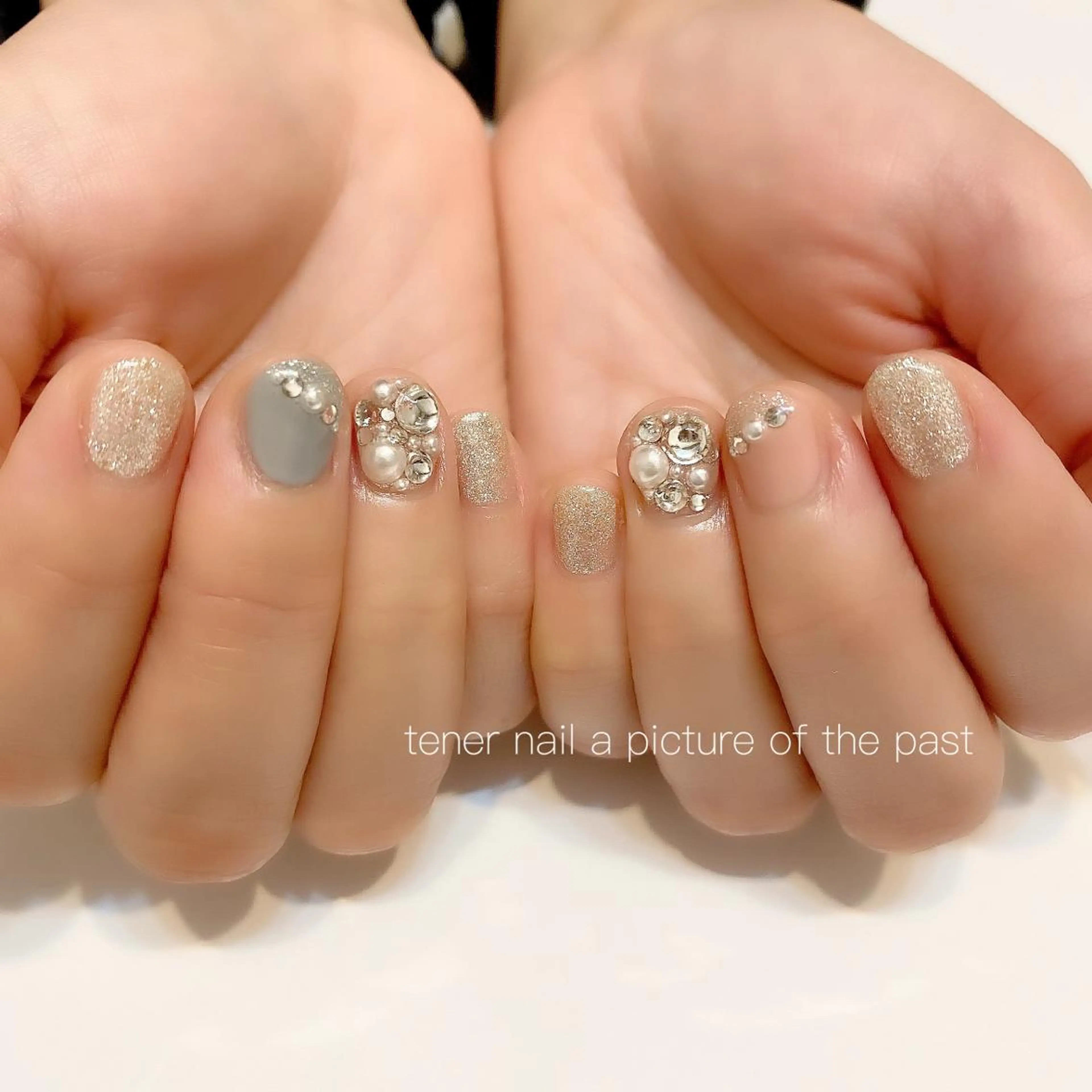 ネイル ショートネイル ストーンネイル テネルネイル tener nailのネイルデザイン