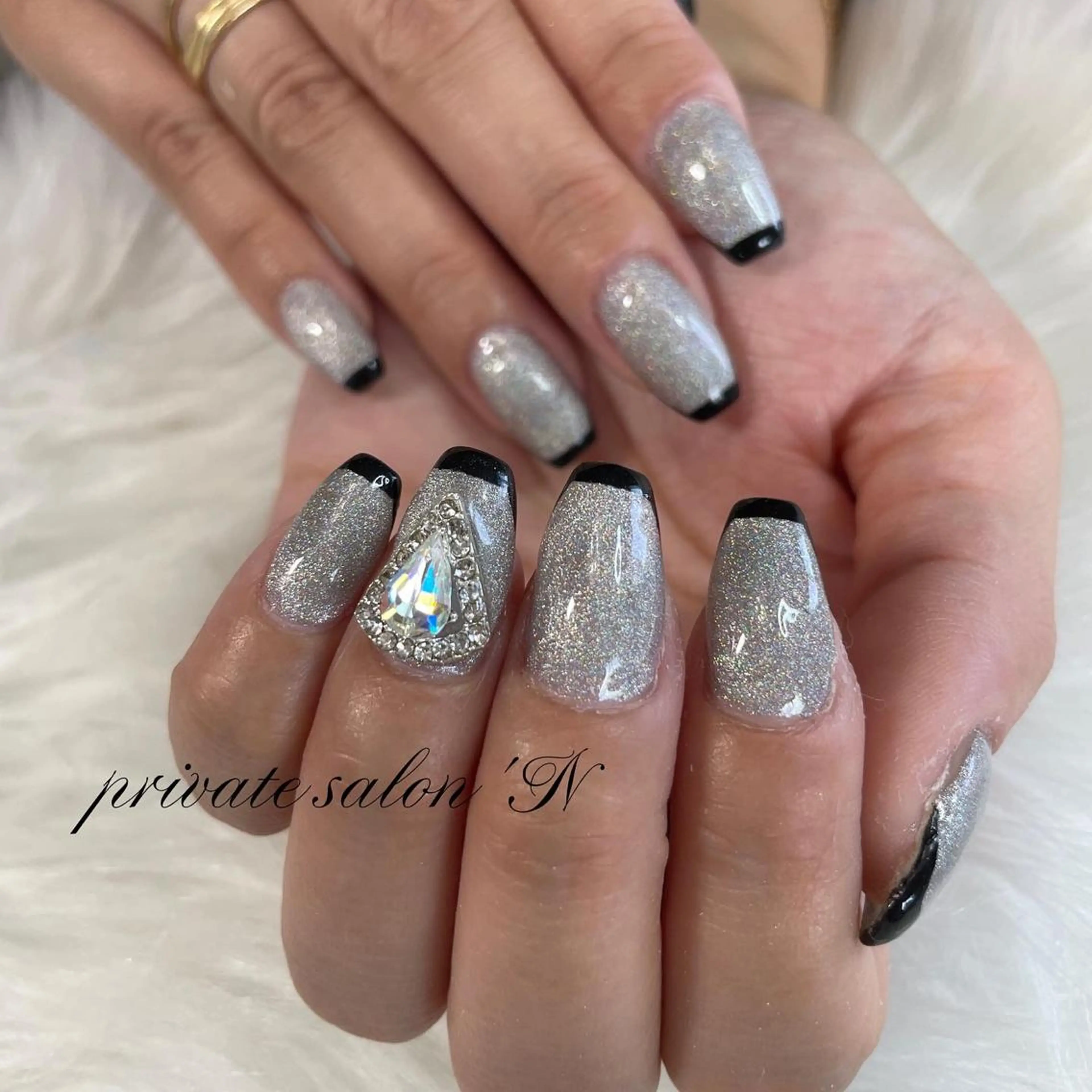 ネイル フレンチネイル マグネットネイル BINERVA nail salonのネイルデザイン