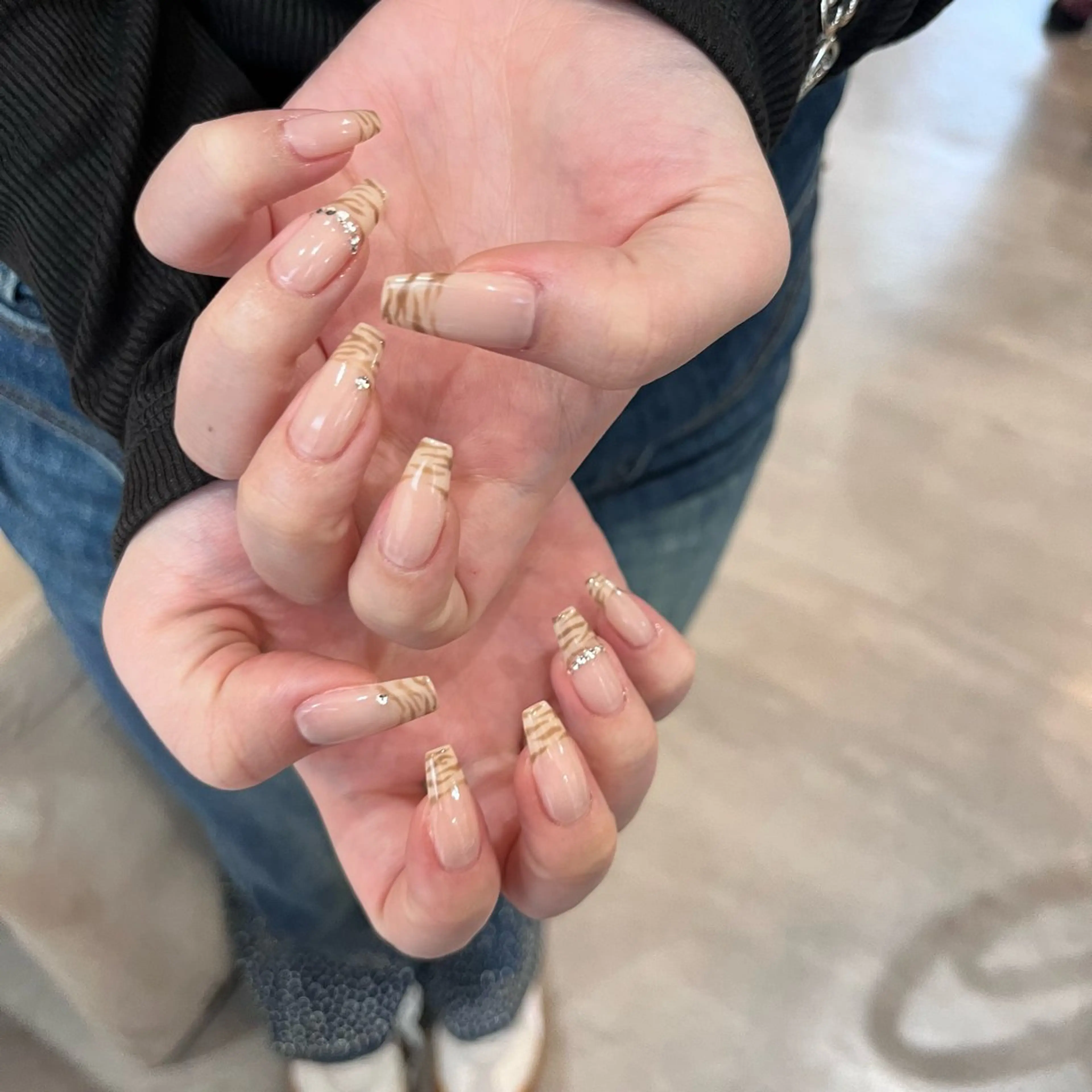 ネイル 井上 杏奈のネイルデザイン