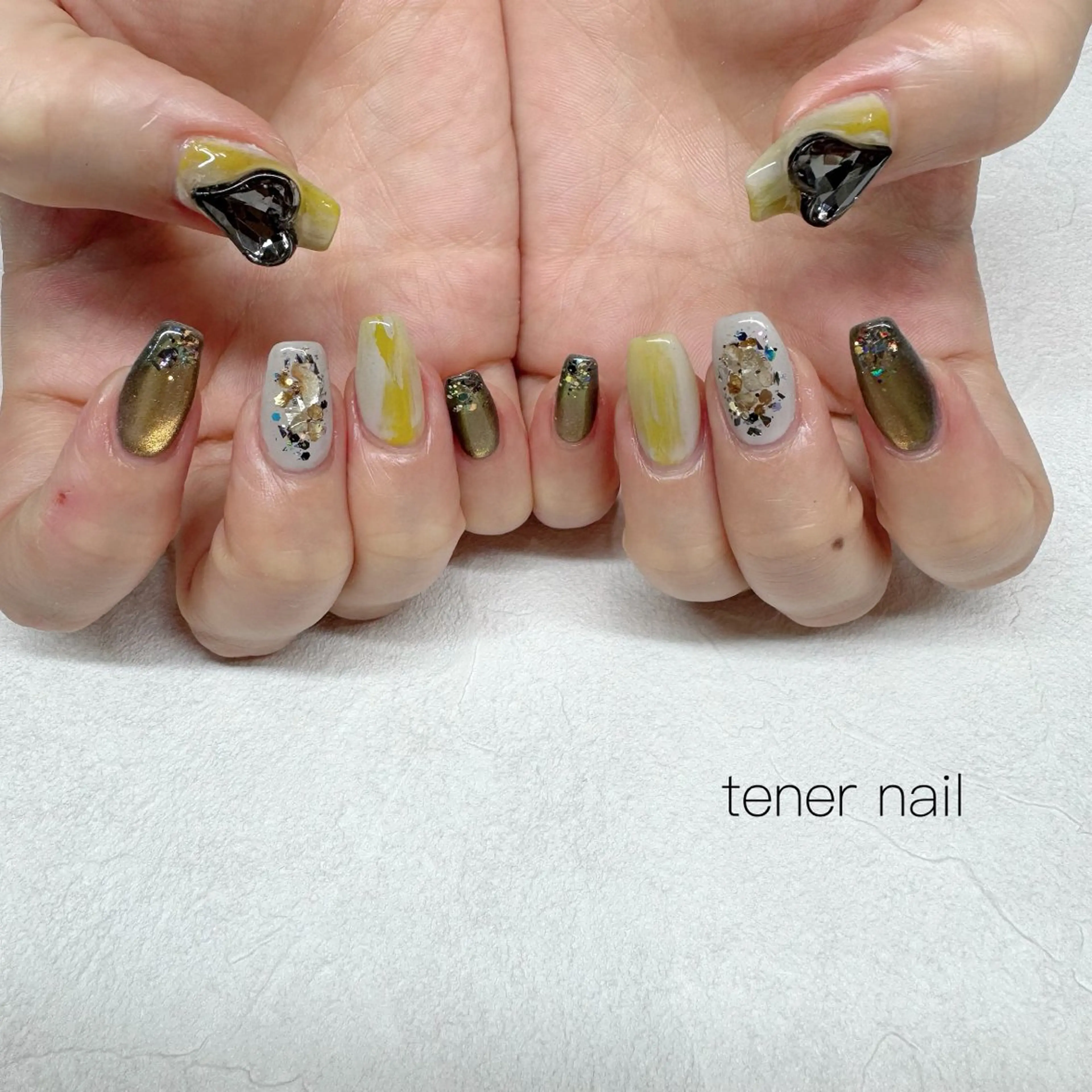 ネイル ハート ハンドネイル tener  nail  テネルネイル所属・テネルネイル tener nailのネイルデザイン
