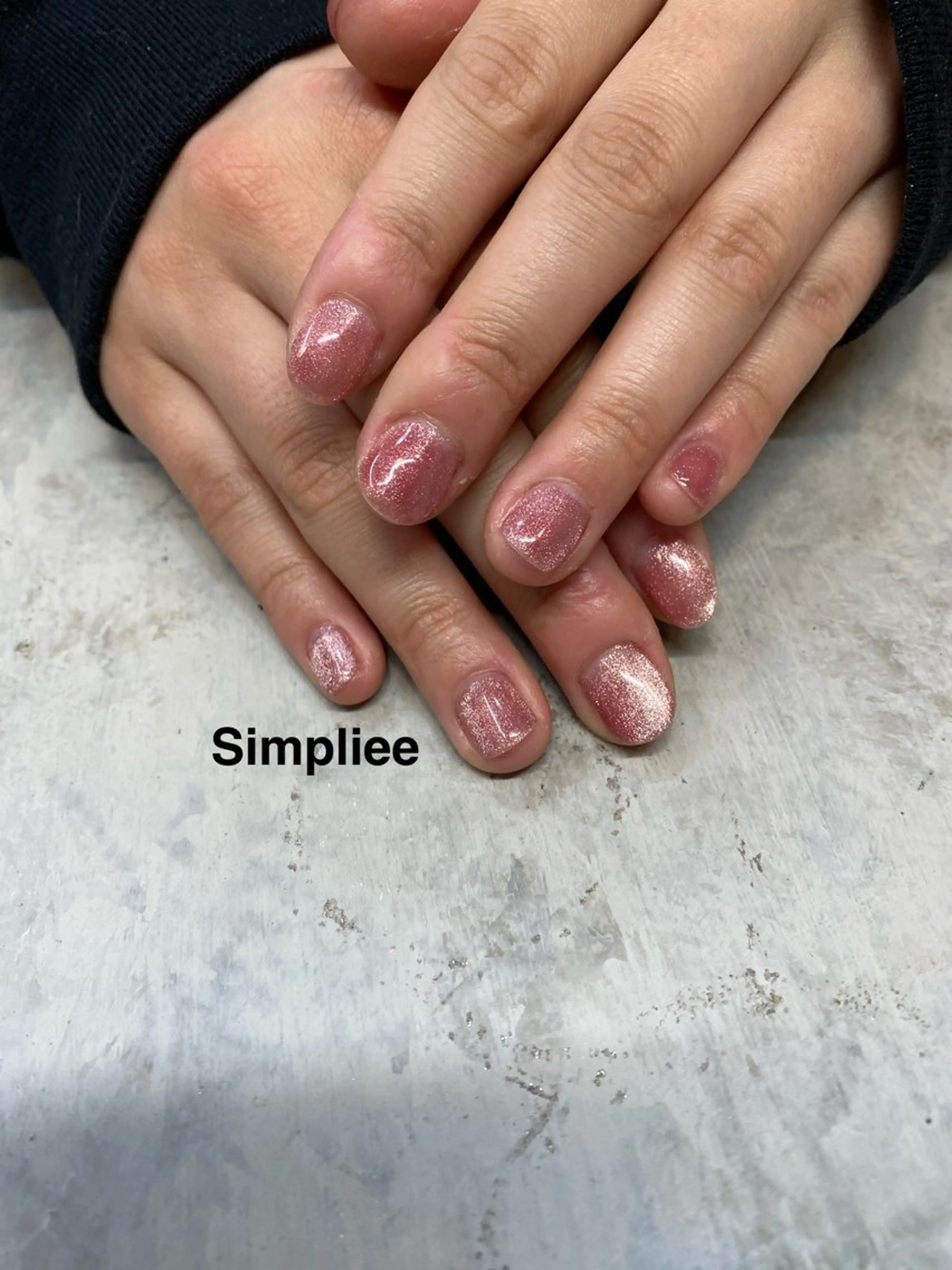 ネイル シンプリーワン 渋谷店🪄MOENAのネイルデザイン