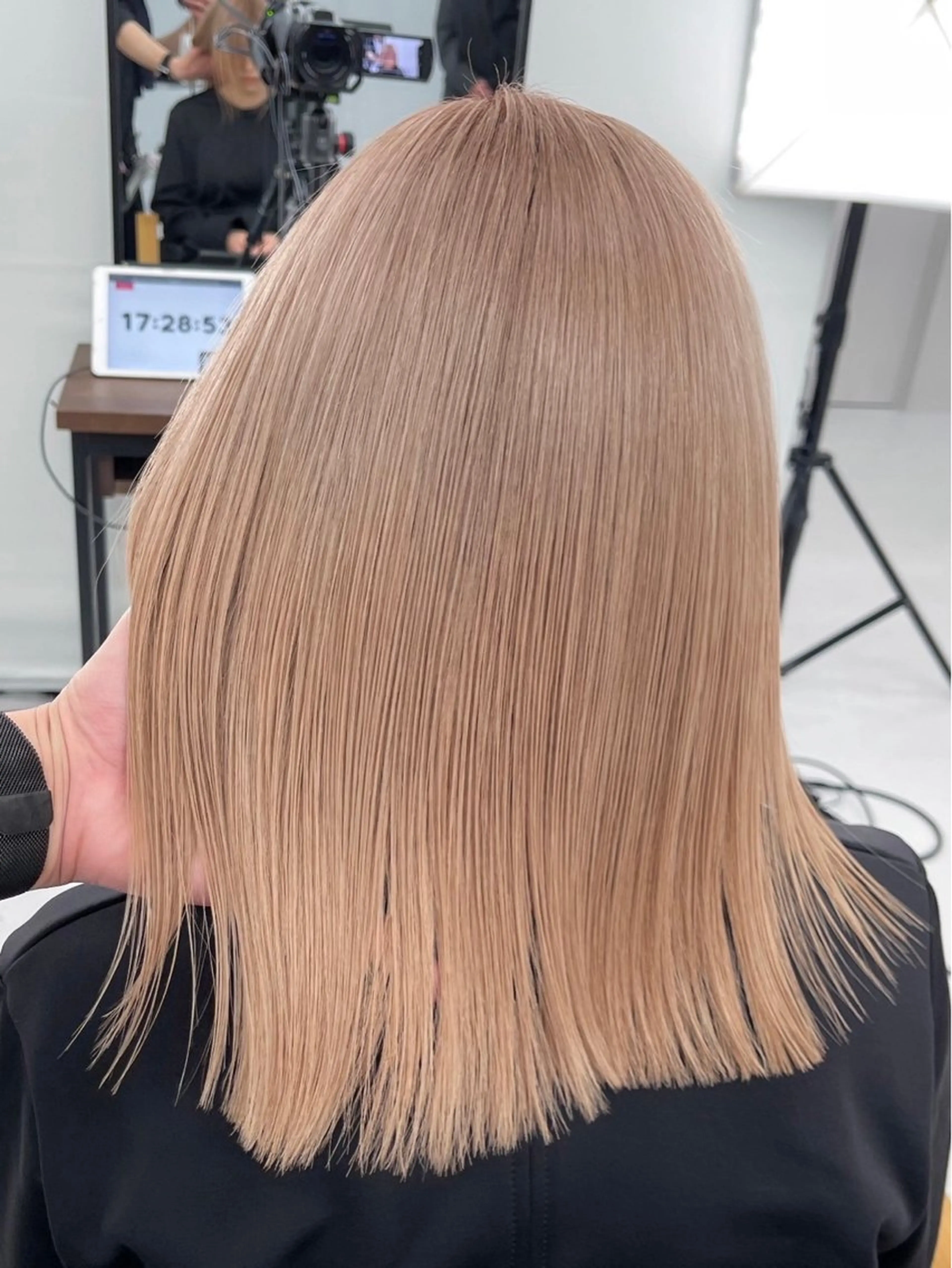 カット+ブリーチカラー+5STEPトリートメントの写真