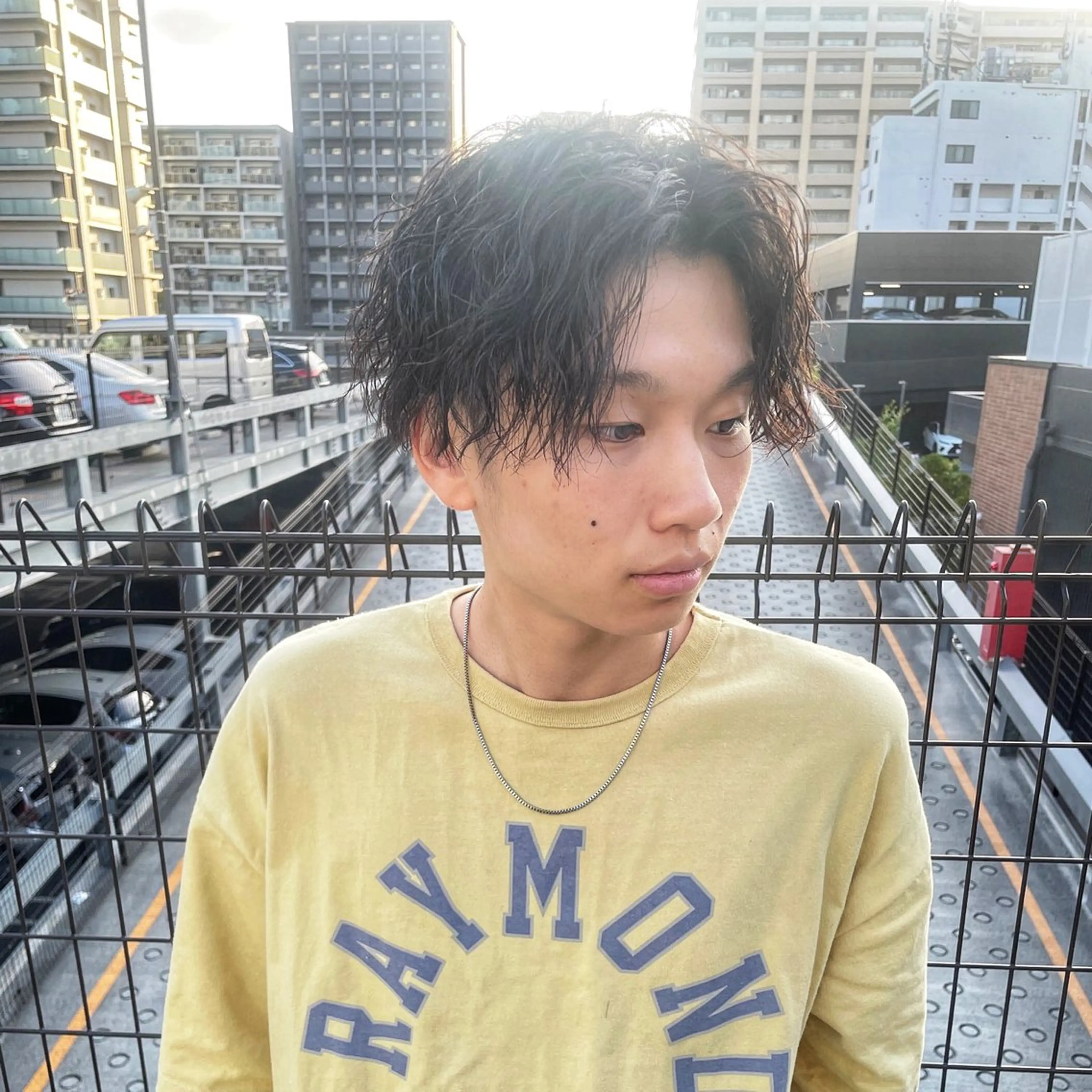 ショート パーマ メンズ メンズパーマ メンズツイストパーマ ツイストスパイラルパーマ 波巻きパーマ ニュアンスパーマ メンズヘア特化 崎田 成人のヘアスタイル