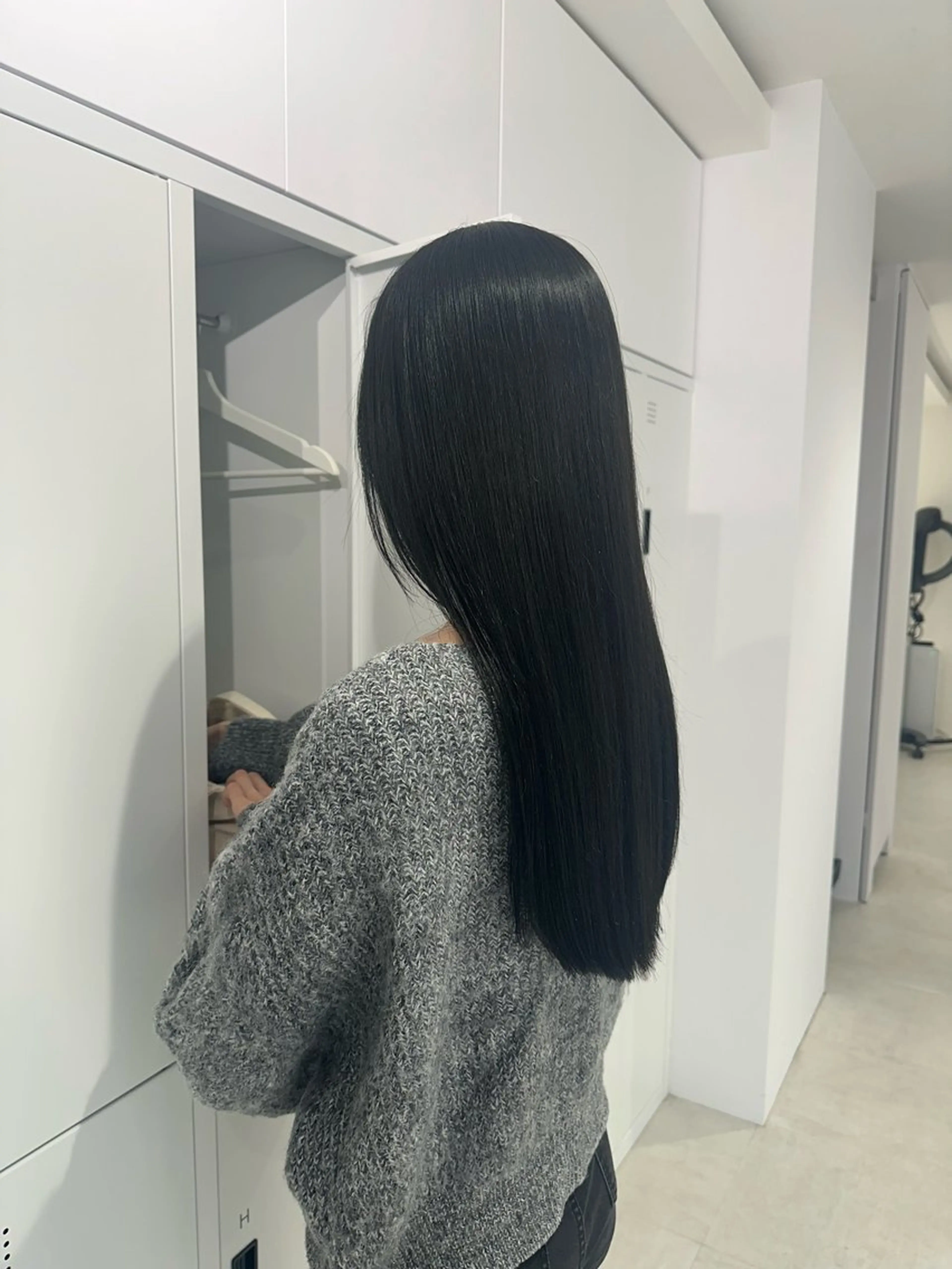 ロング カット ヘアカラー トリートメント ヘアセット やま/トレンドカラー /カットのヘアスタイル