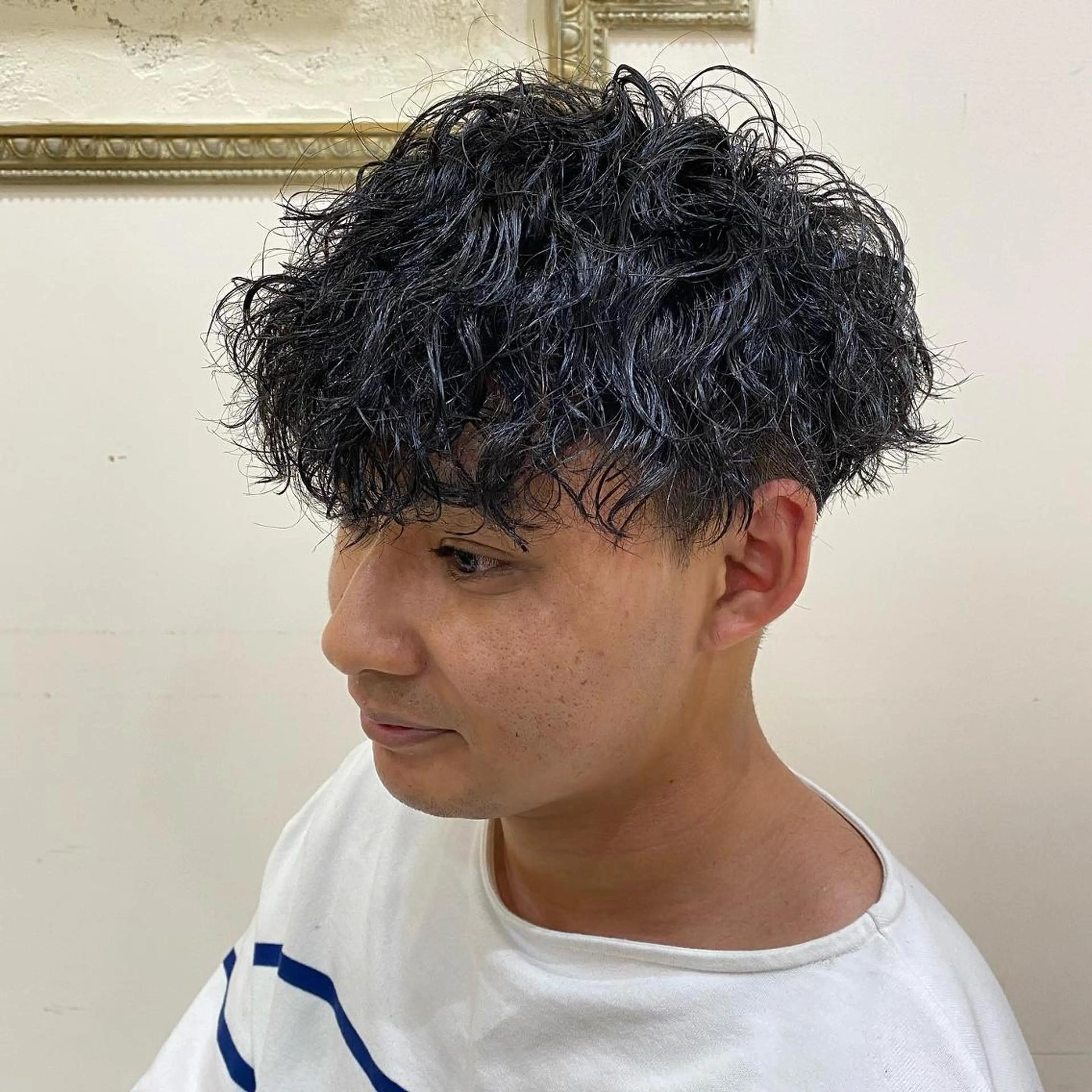 パーマ メンズ フェードカット メンズパーマ メンズツイストパーマ ツイストスパイラルパーマ 刈り上げ 年間2000名担当◎ パーマ職人/仲原佑樹のヘアスタイル