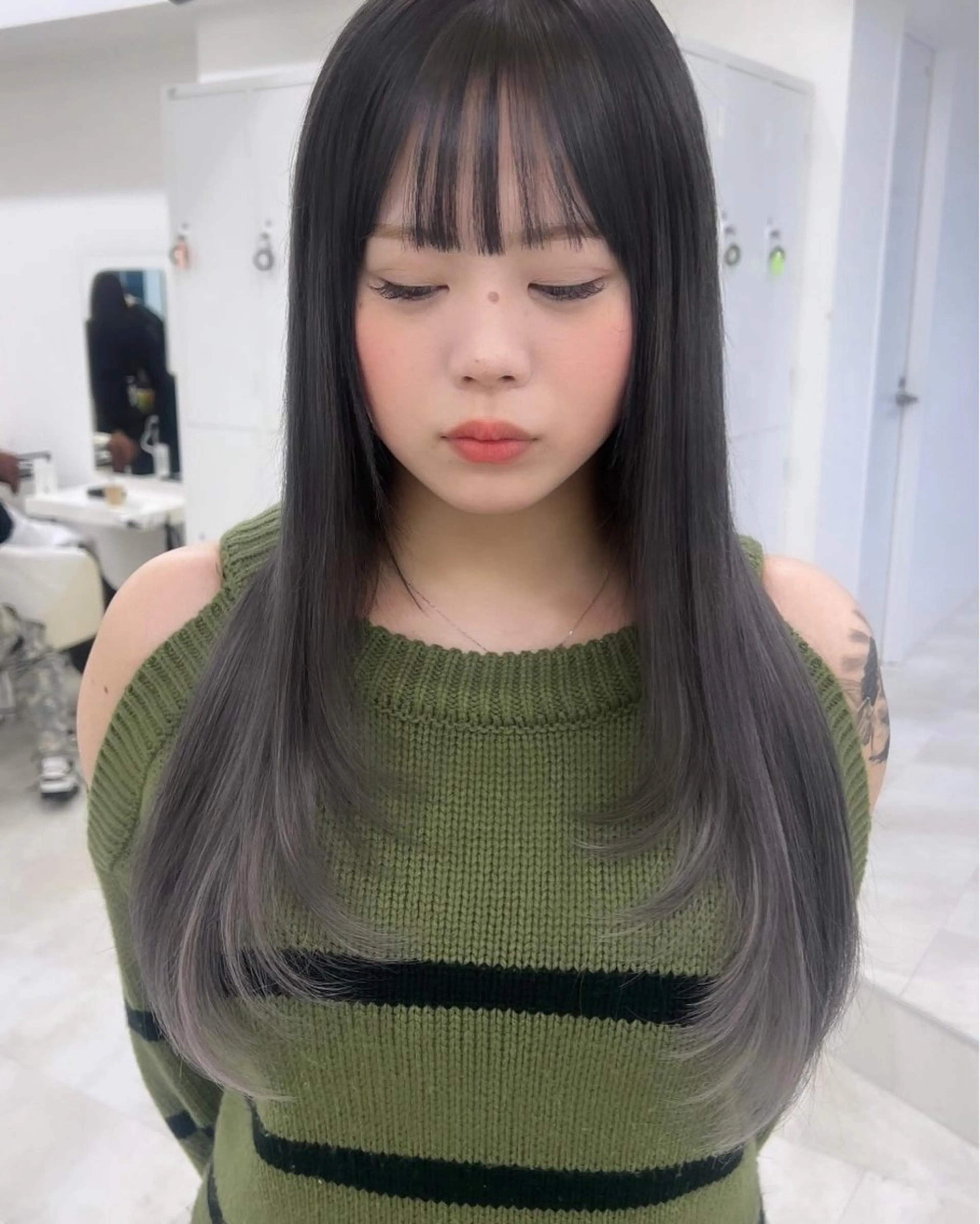 ロング リコ ハッシュカット 韓国レイヤーのヘアスタイル