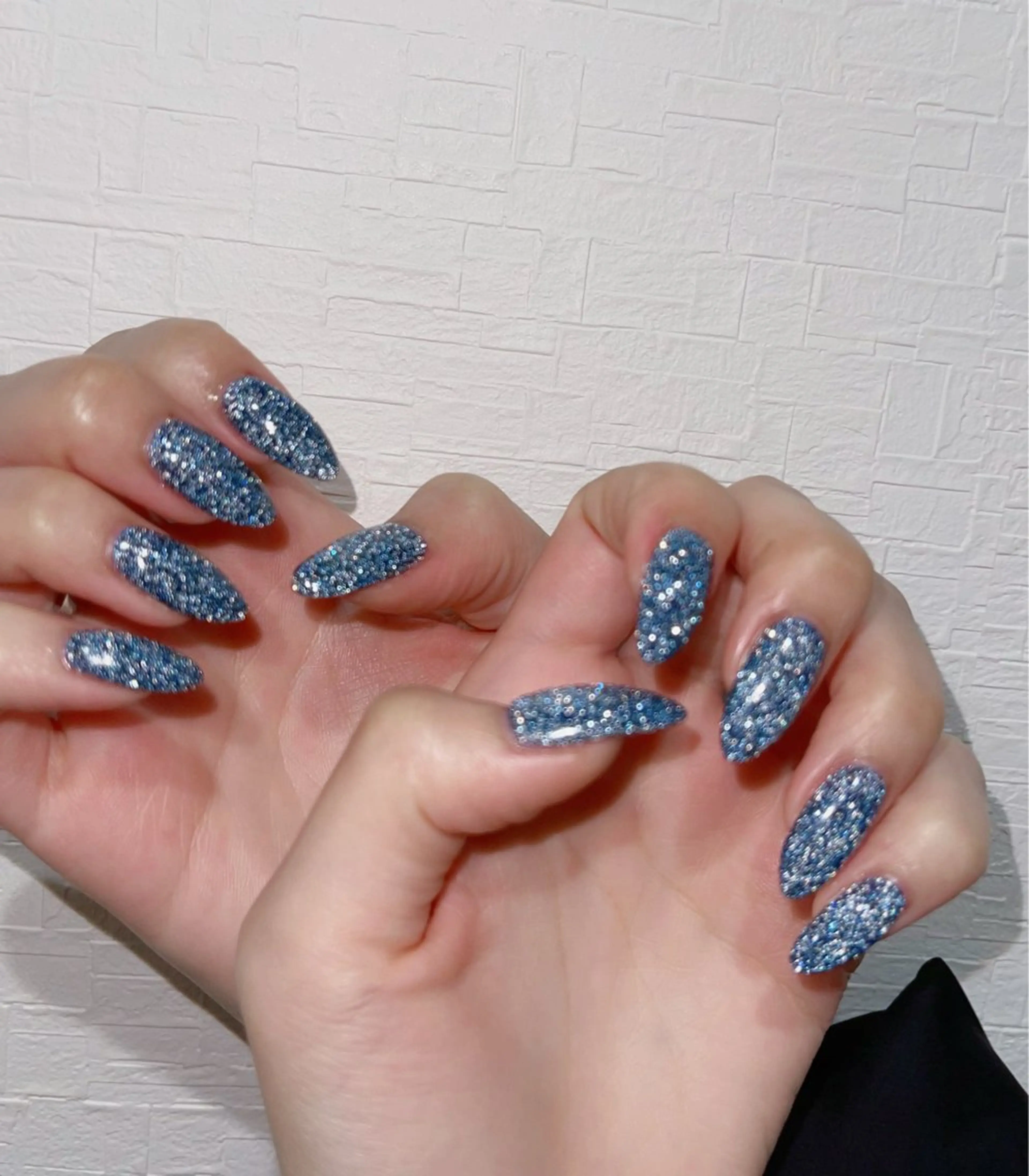 ネイル オーロラネイル 長さ出し フットネイル 韓国ネイル ラメ(グリッター) ハンドネイル 👍thumbs up nail👍のネイルデザイン