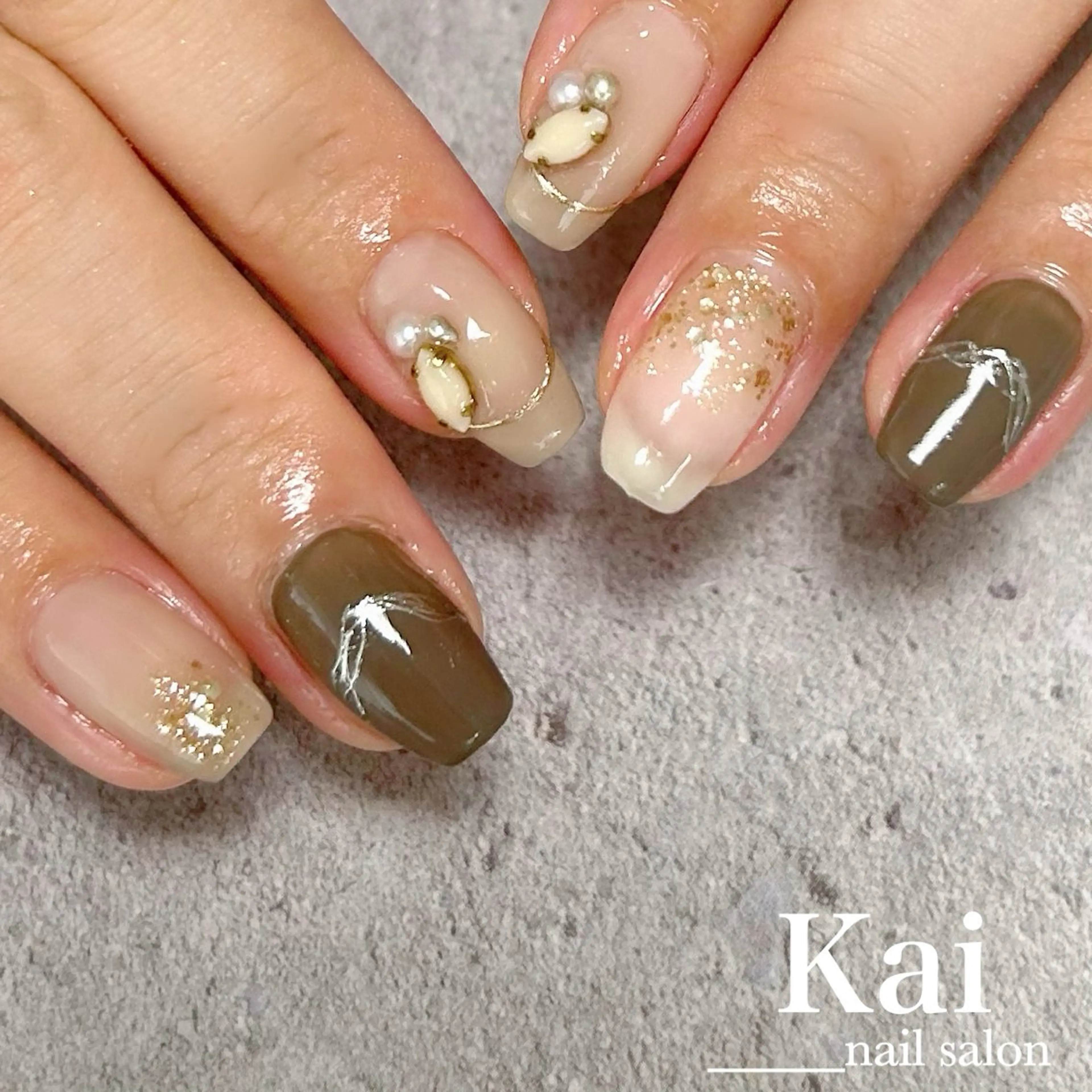 ネイル アートネイル ブラウン マグネットネイル ミラーネイル ニュアンスネイル ハンドネイル Kai  nail Mayukoのネイルデザイン