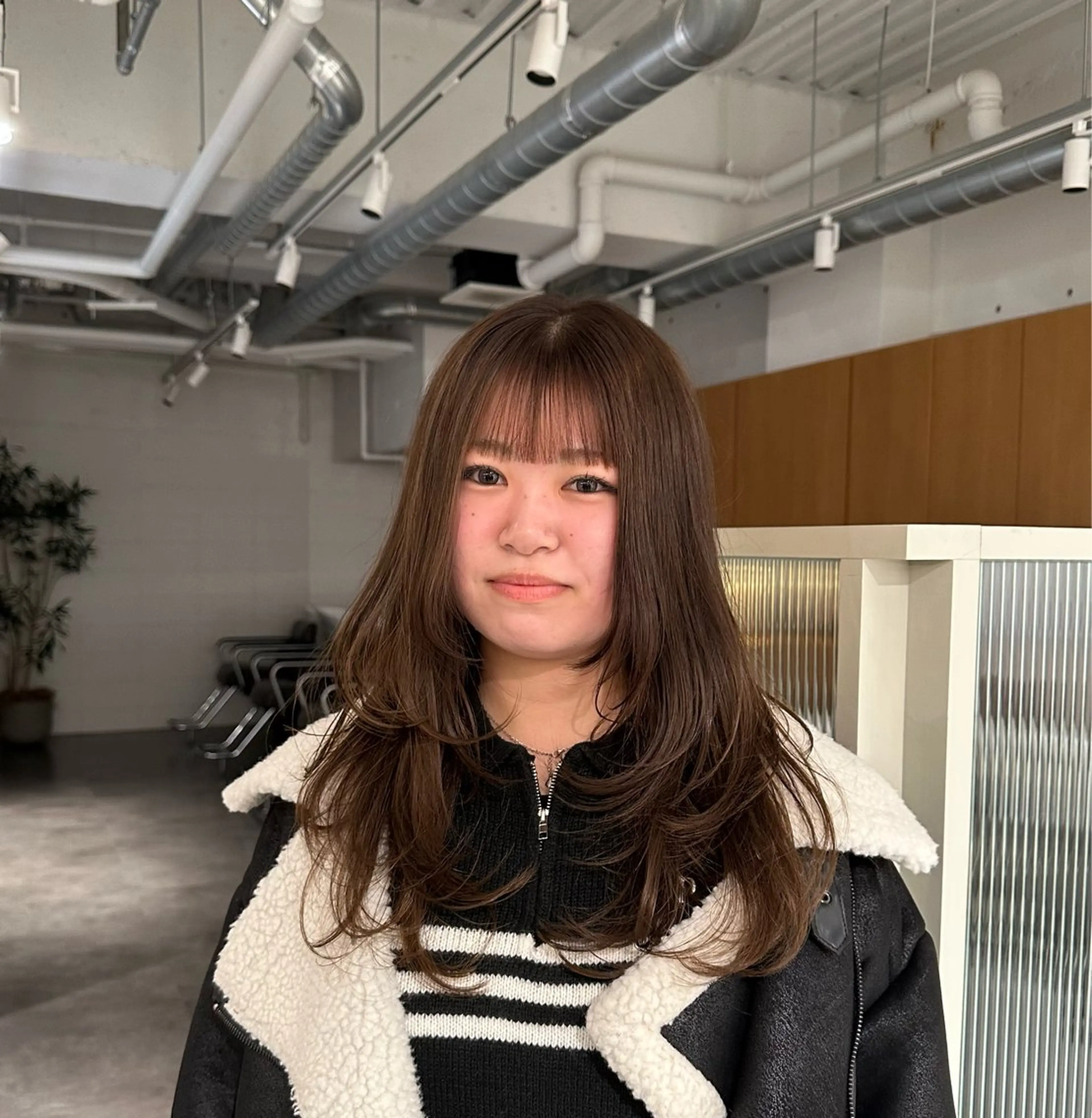 【レディースロング限定】✨イメージが変わるカット✨&収まりの良い髪の毛に‼️の写真