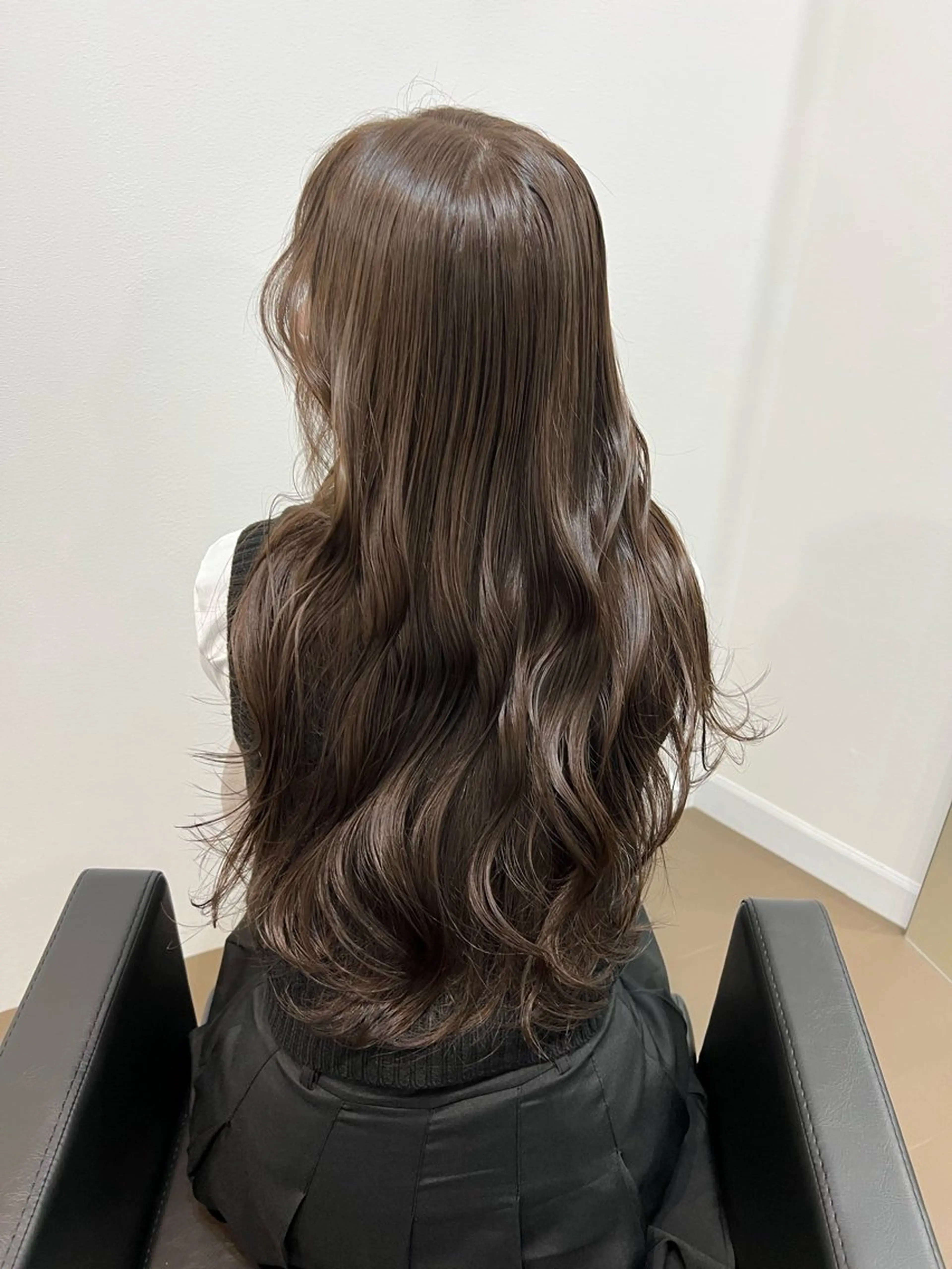 ロング アッシュ 韓国風カラー パープルカラー 髪質改善 韓国風ヘア 【ioe岡本】🐶 向井歩のヘアスタイル