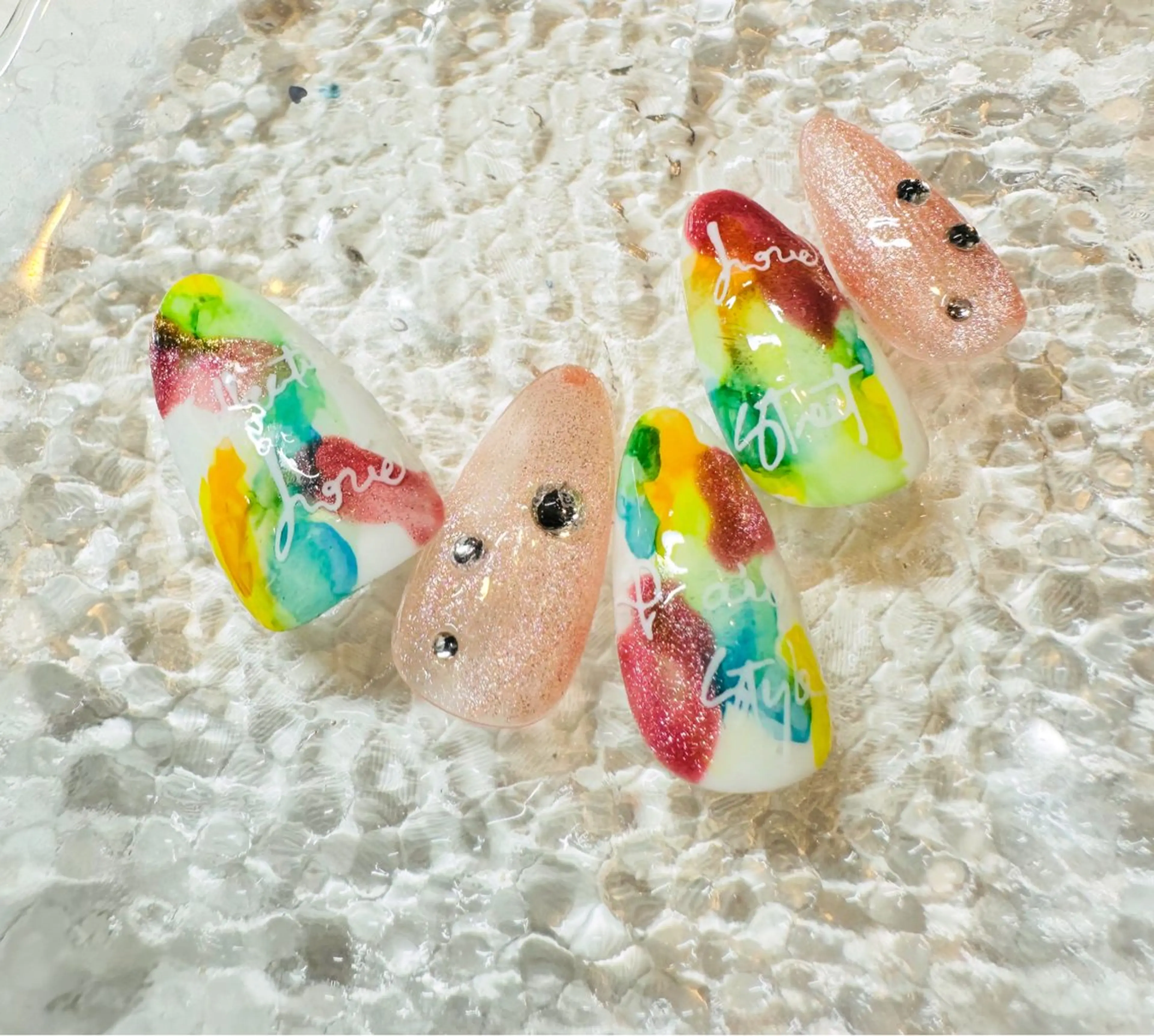 ネイル アートネイル オーロラネイル マグネットネイル マットネイル オフィスネイル 田端 笑理菜のネイルデザイン
