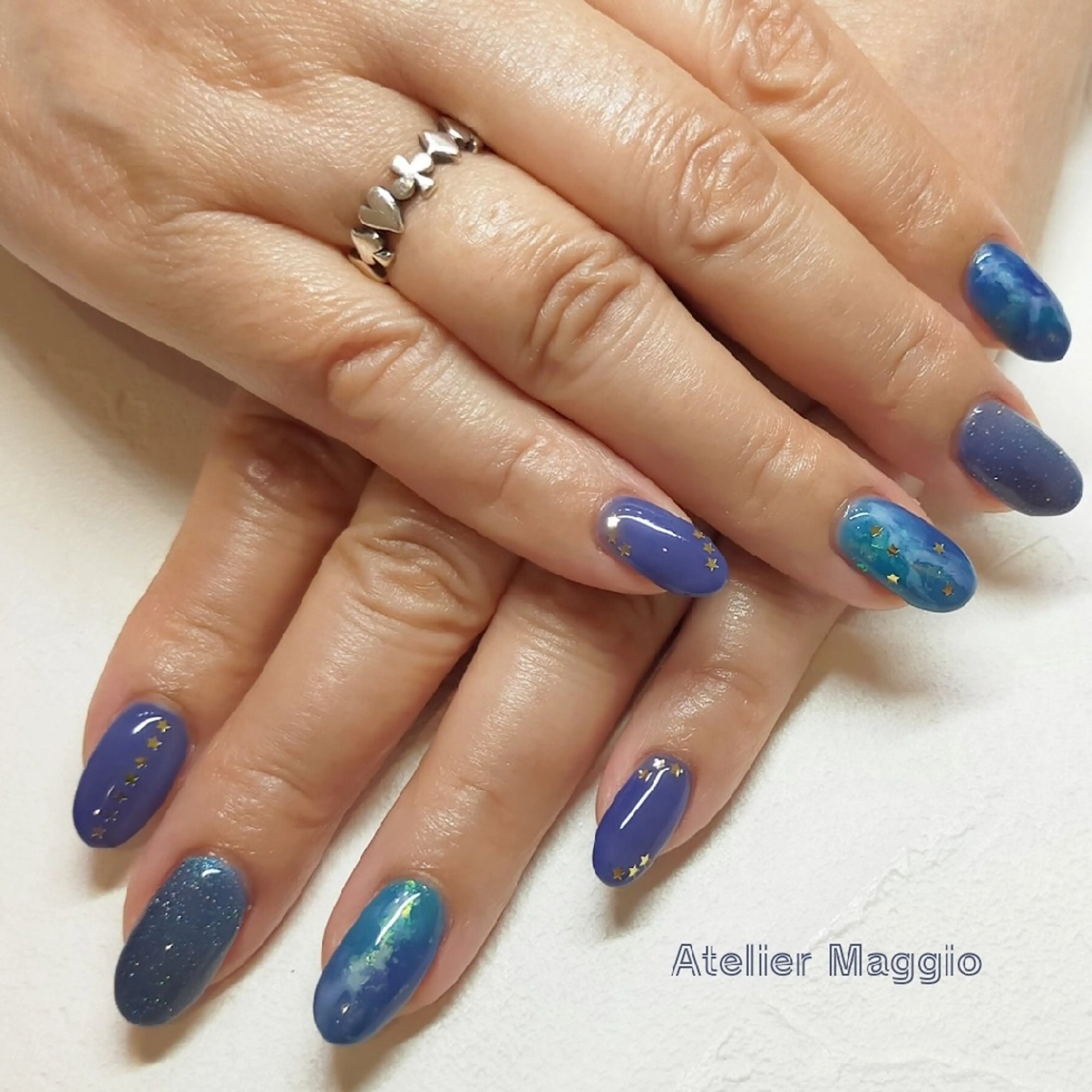 ネイル マグネットネイル ニュアンスネイル アトリエマッジョ madokaのネイルデザイン