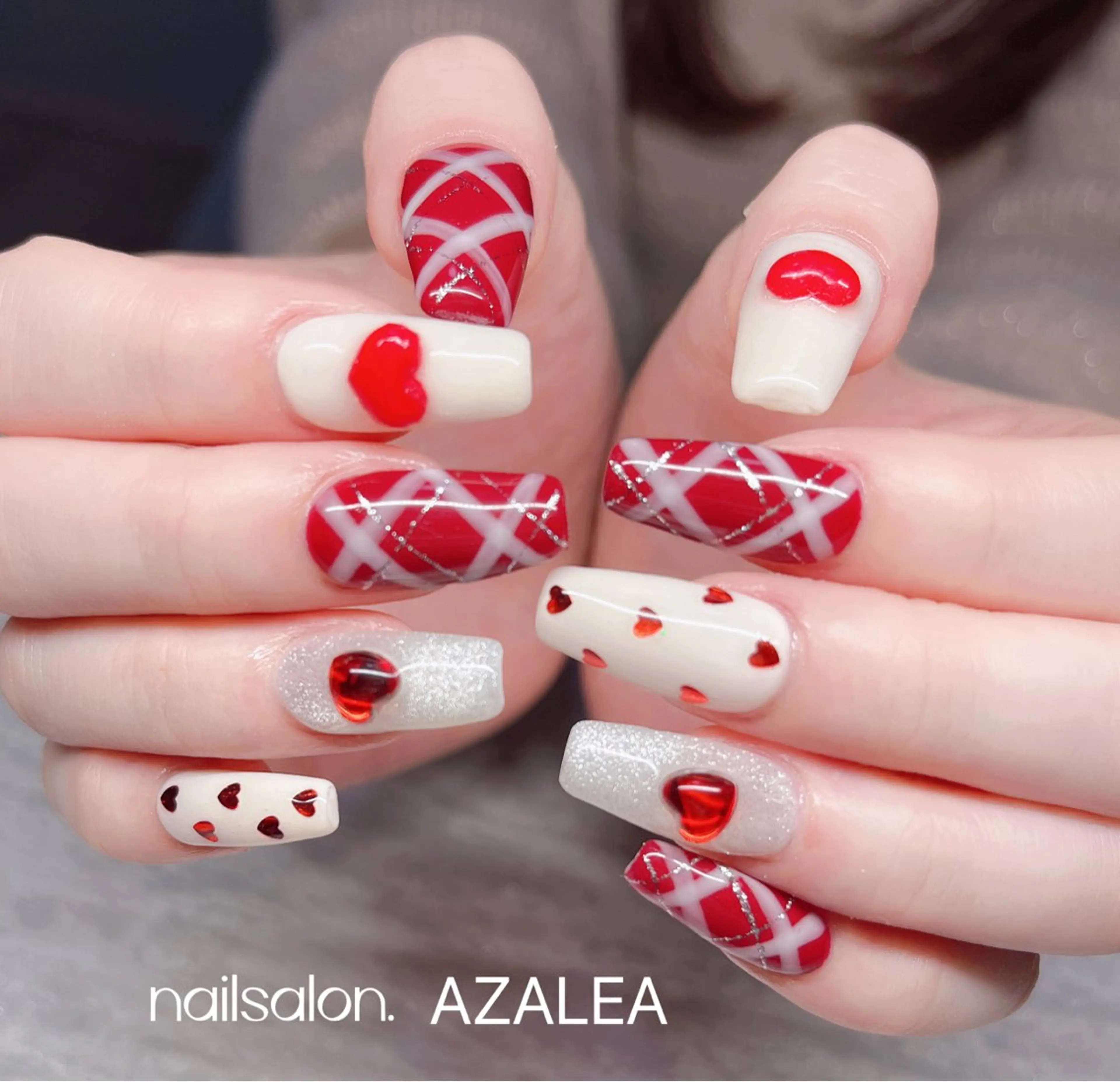 ネイル ハンドネイル R inのネイルデザイン