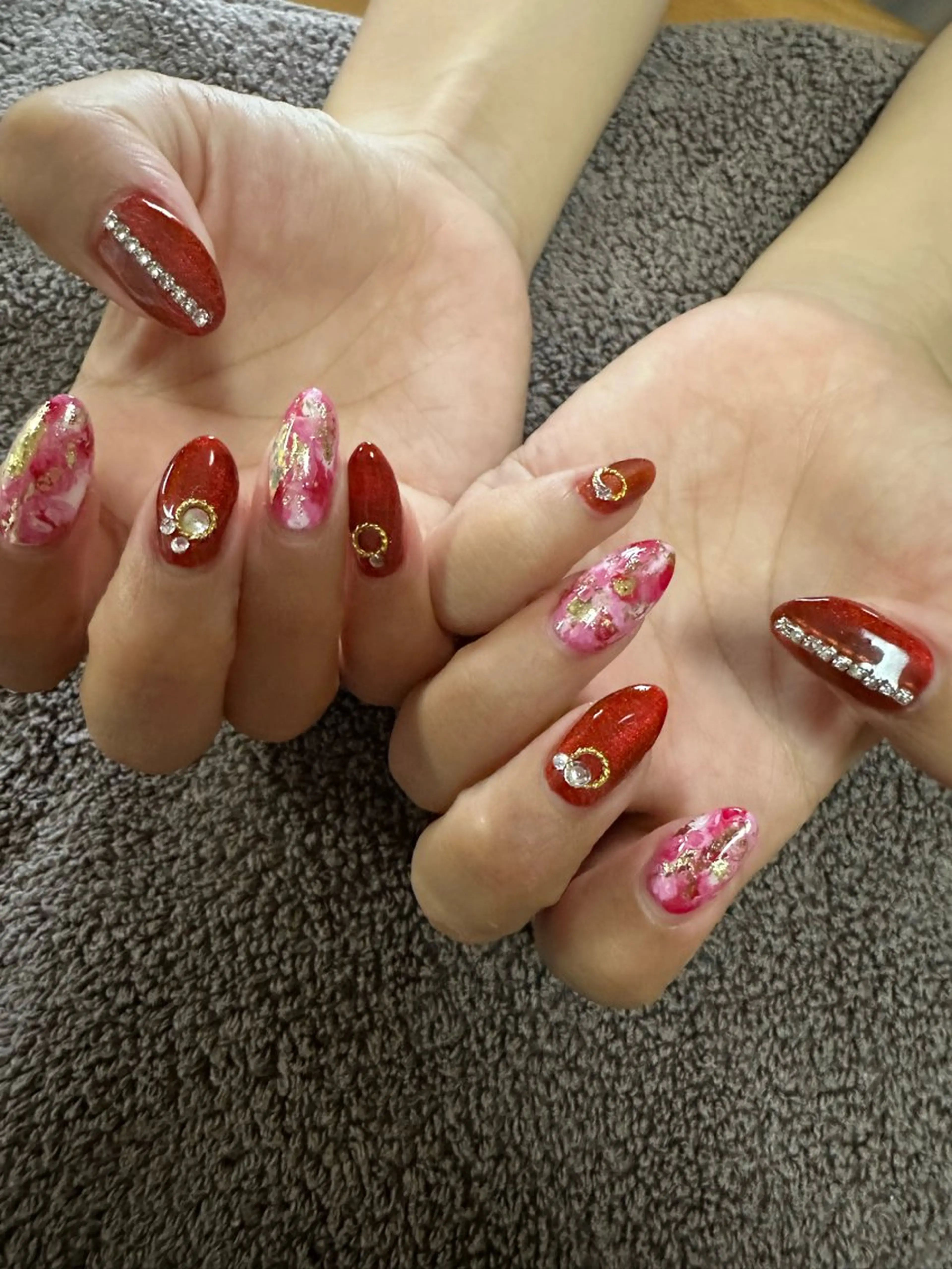 ネイル ★RISA★ 伊勢崎 【KARAT】のネイルデザイン