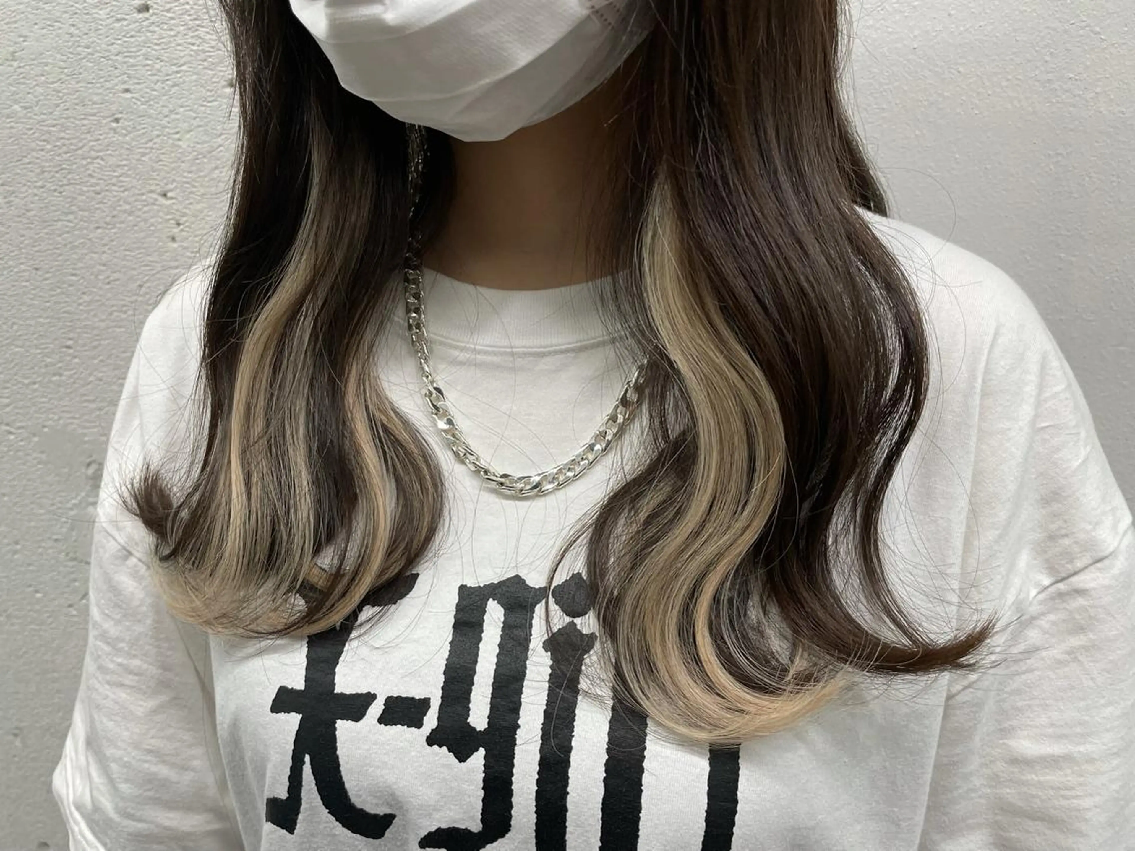 セミロング カラー シールエクステ バレイヤージュ ミストバング ダブルカラー  フェイスフレーミング 🧡艶髪ちゅるん髪 🫧🧡YUKI❄️のヘアスタイル