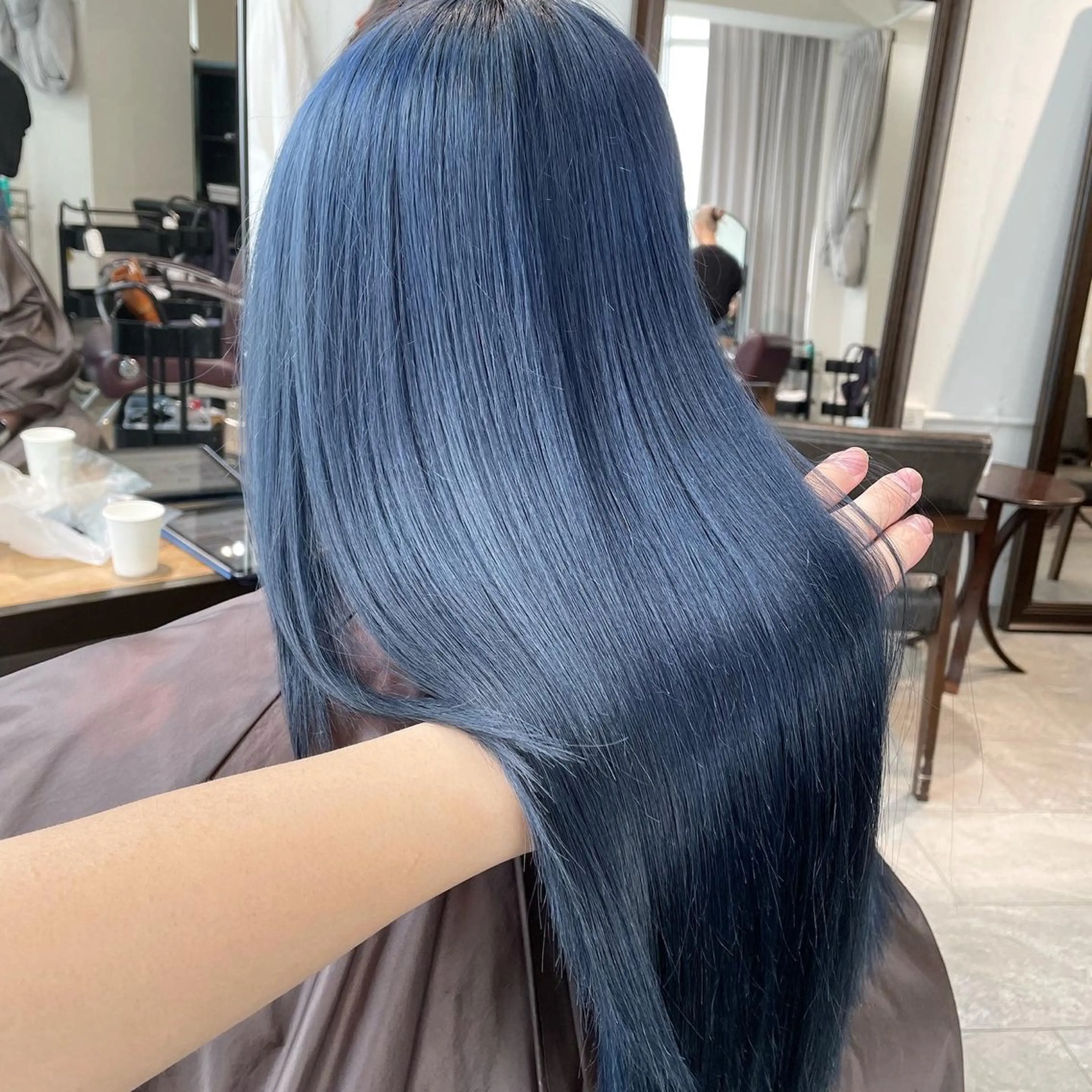 セミロング カラー ヘアカラー 🌹TikTok4万 フォロワー🌹AKIのヘアスタイル