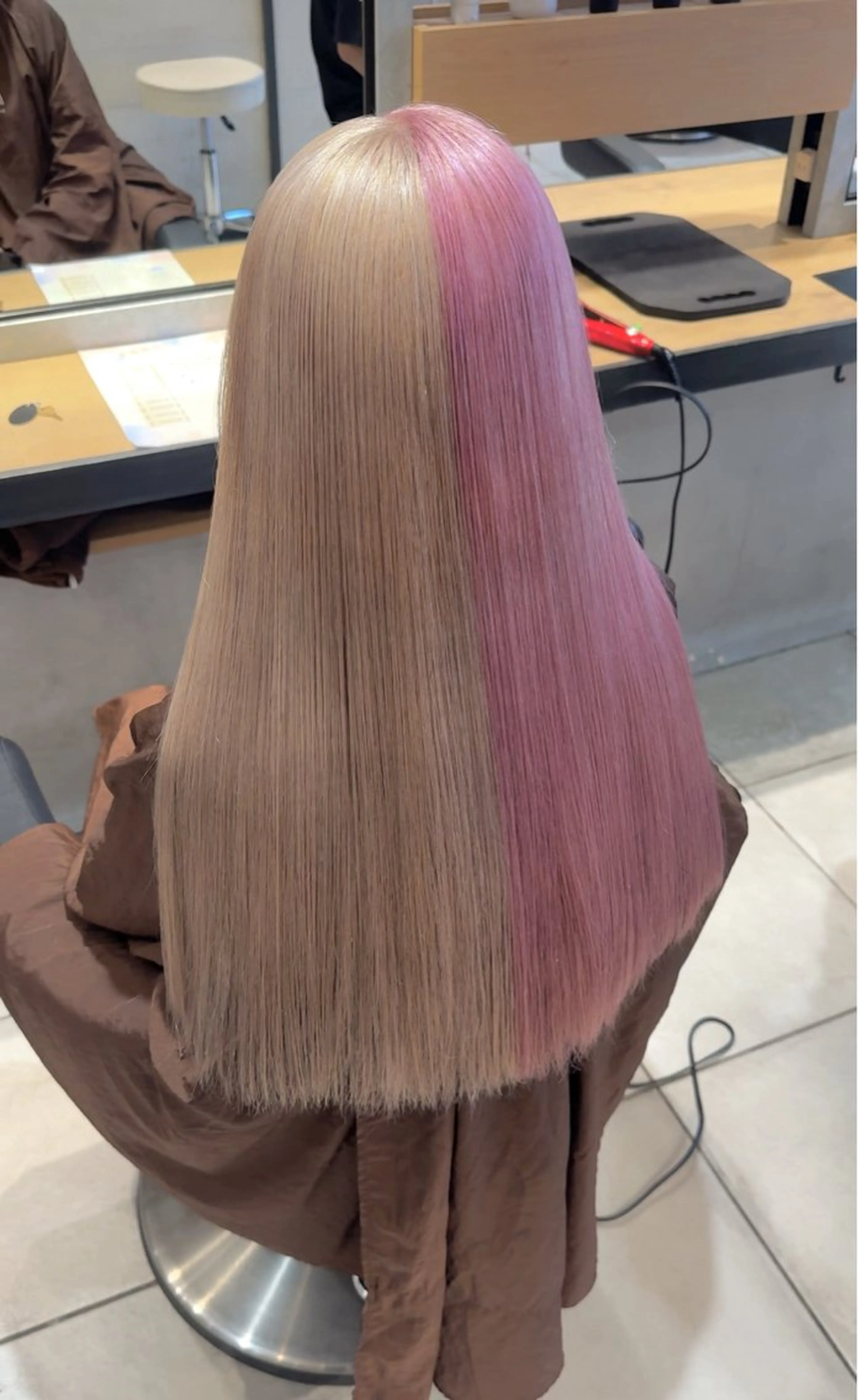 ロング ヘアカラー たかはし るなのヘアスタイル