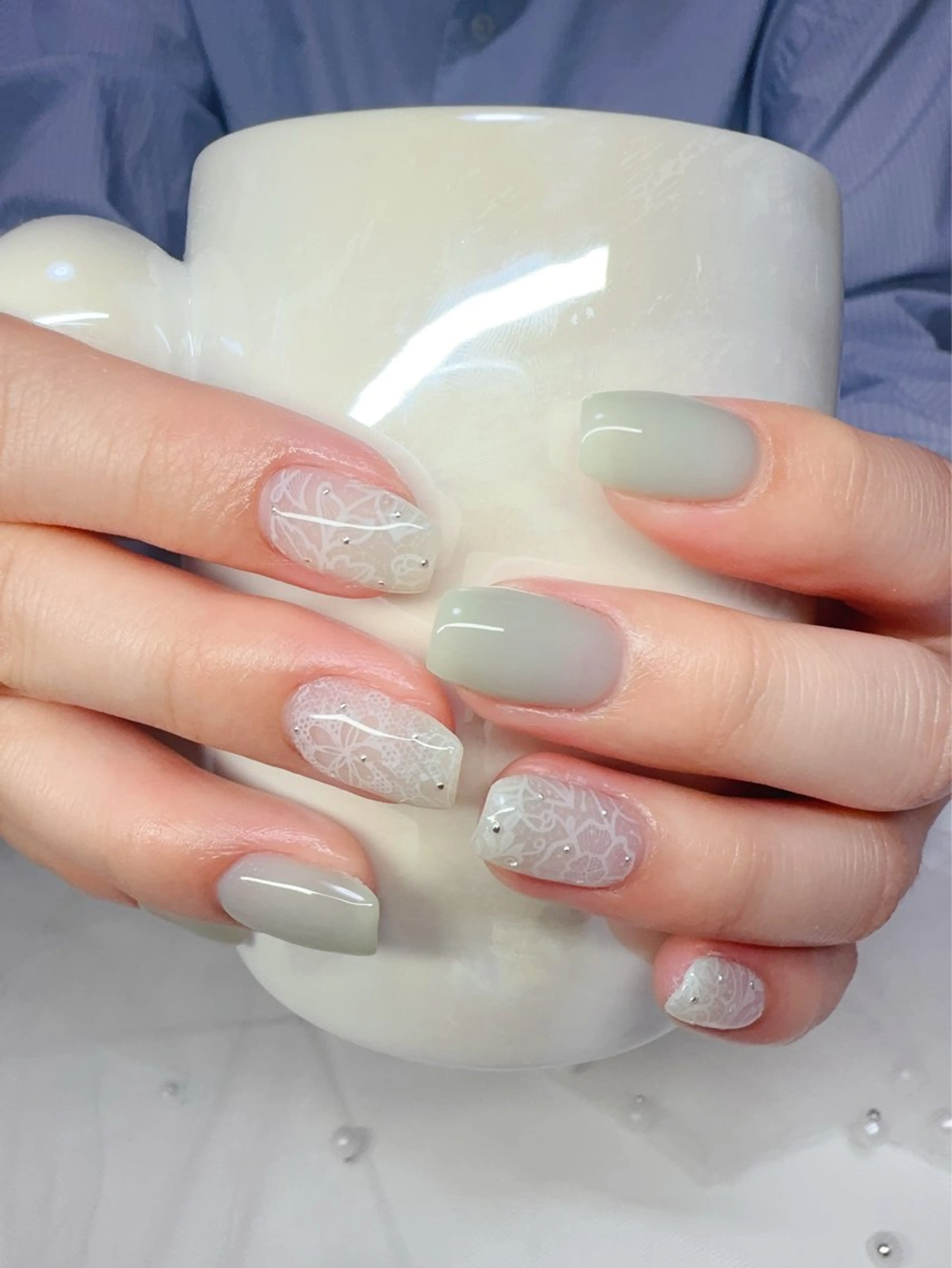 ネイル オーロラネイル チークネイル 成人式 長さ出し ジェルネイル ハンドネイル YUYI.nail salonのネイルデザイン