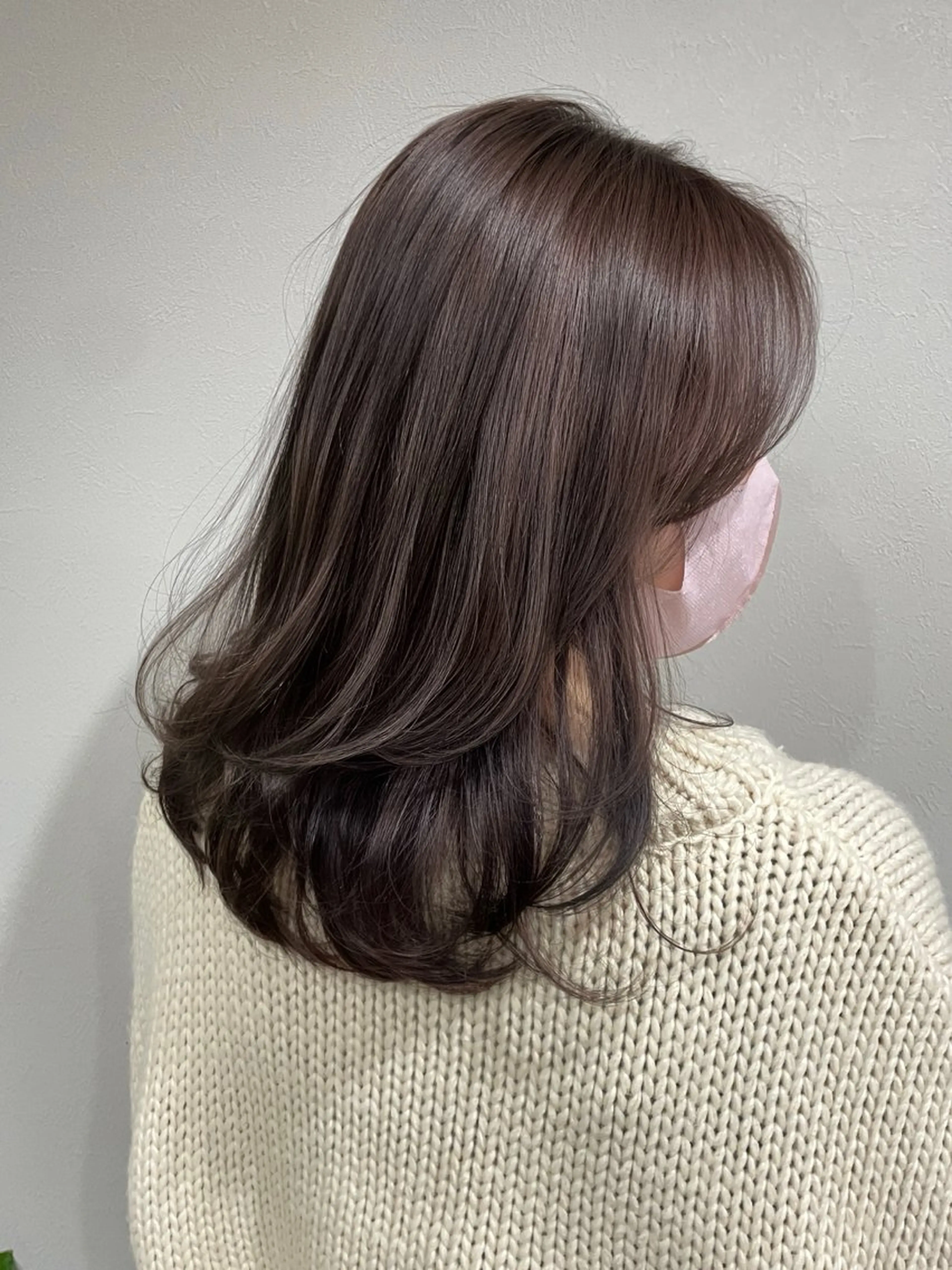 ミディアム カラー 村川 虹歩のヘアスタイル